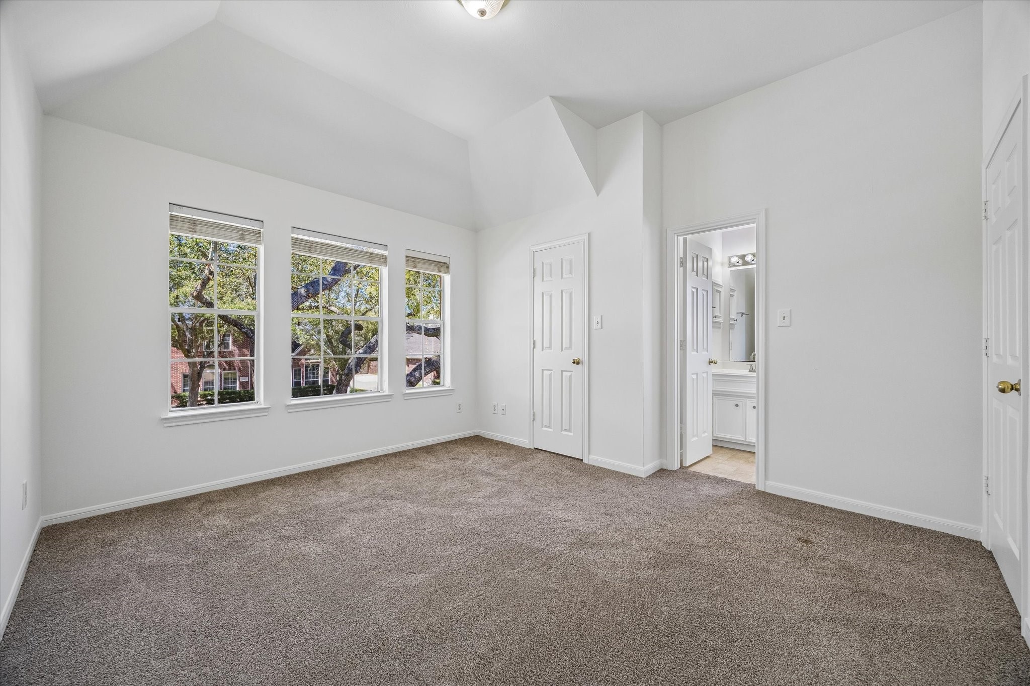 1207 Ellcreek Court Property Photo 21