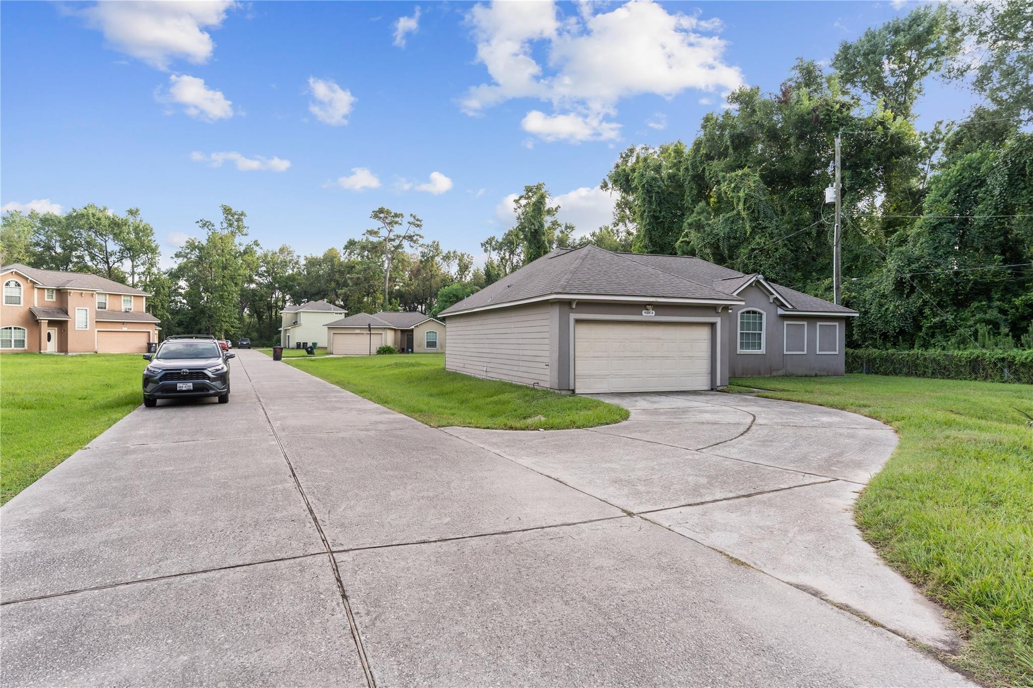 9104 N Green River Drive A Property Photo 4