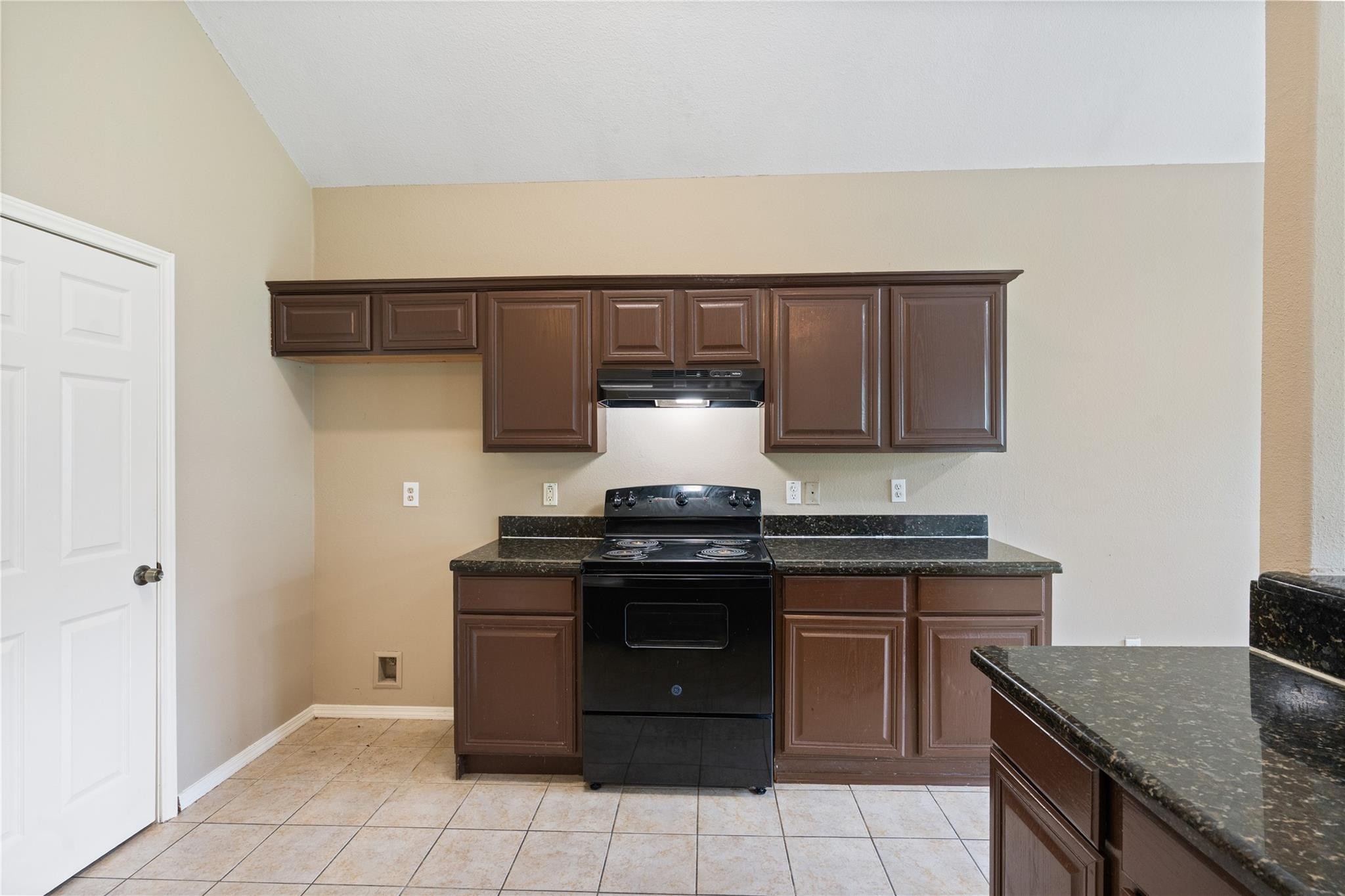 9104 N Green River Drive A Property Photo 11