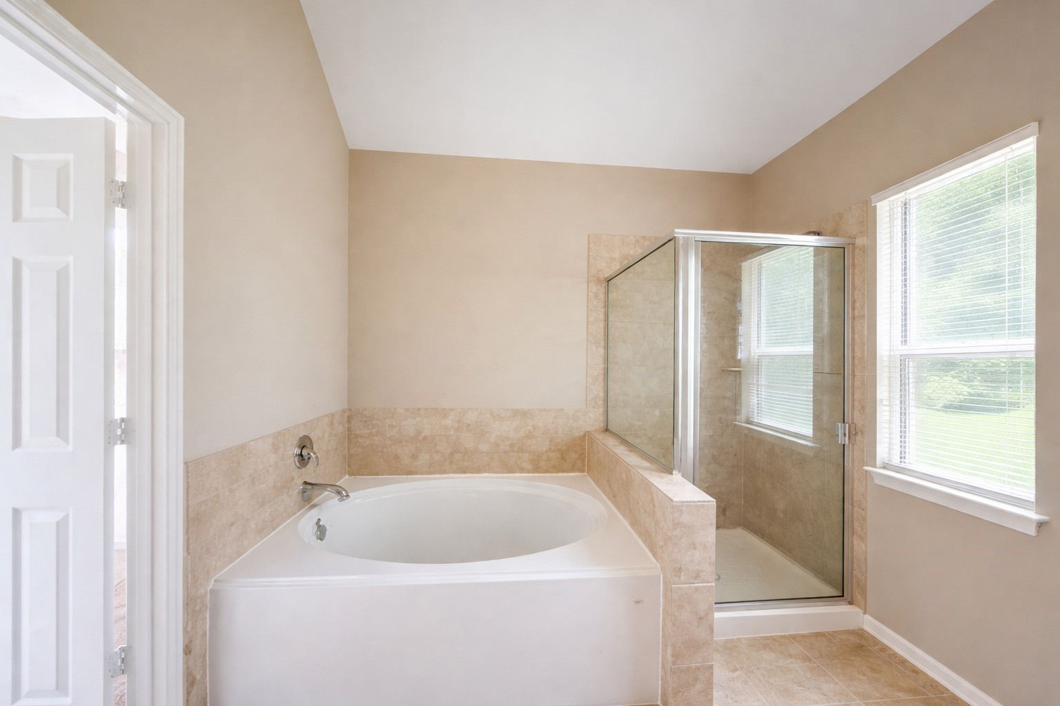 9104 N Green River Drive A Property Photo 42