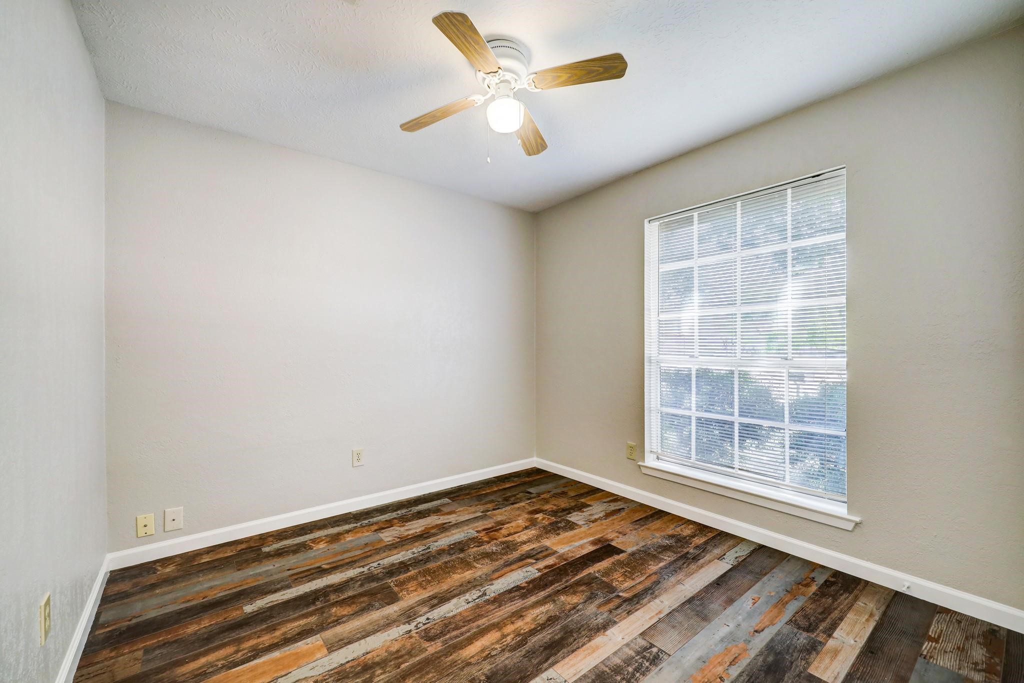 12710 Fenimore Court Property Photo 12