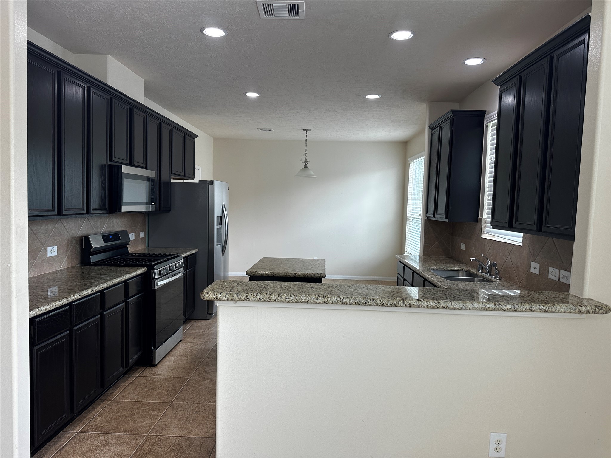 3523 Lilac Ranch Drive Property Photo 5