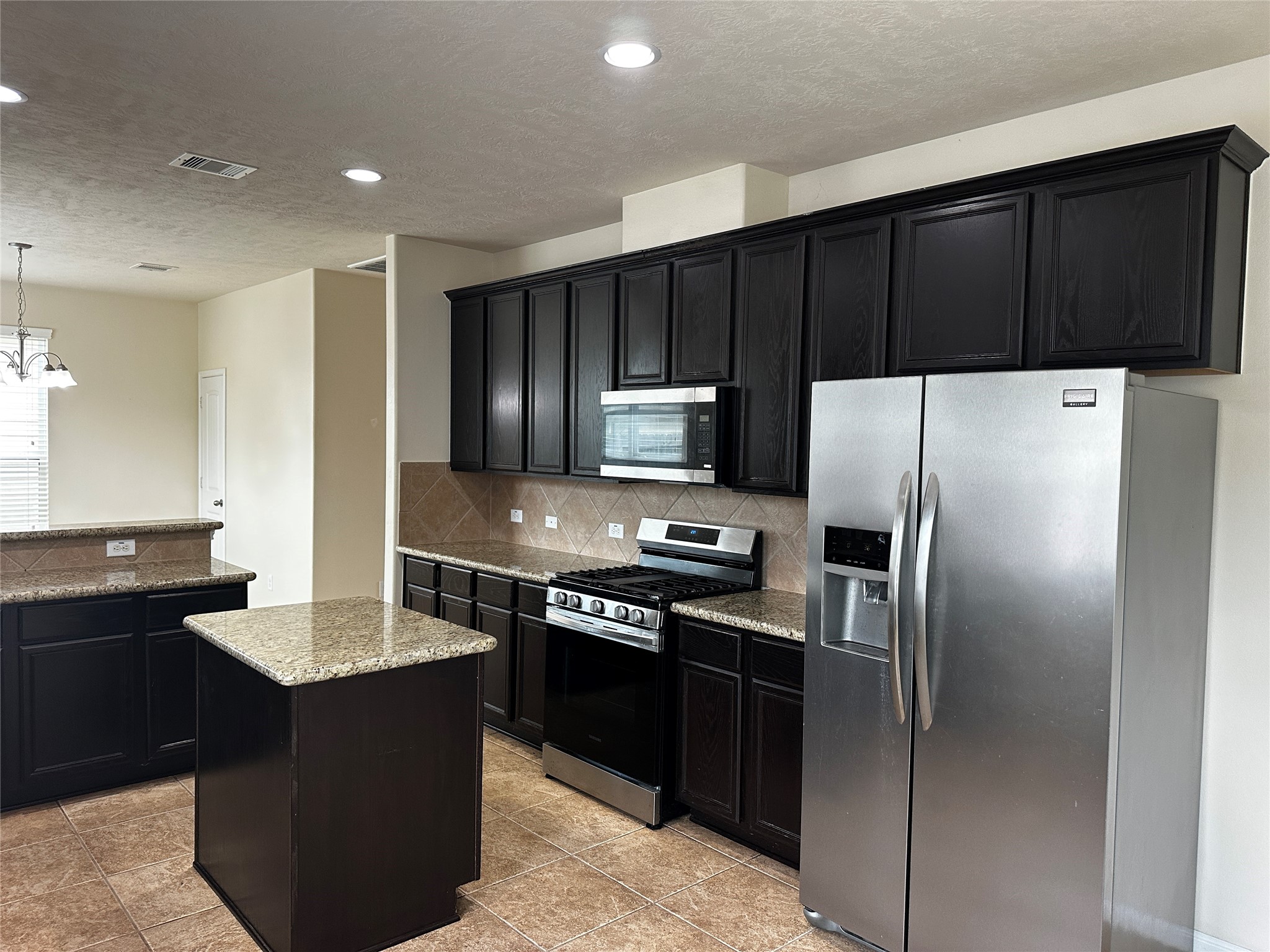 3523 Lilac Ranch Drive Property Photo 6