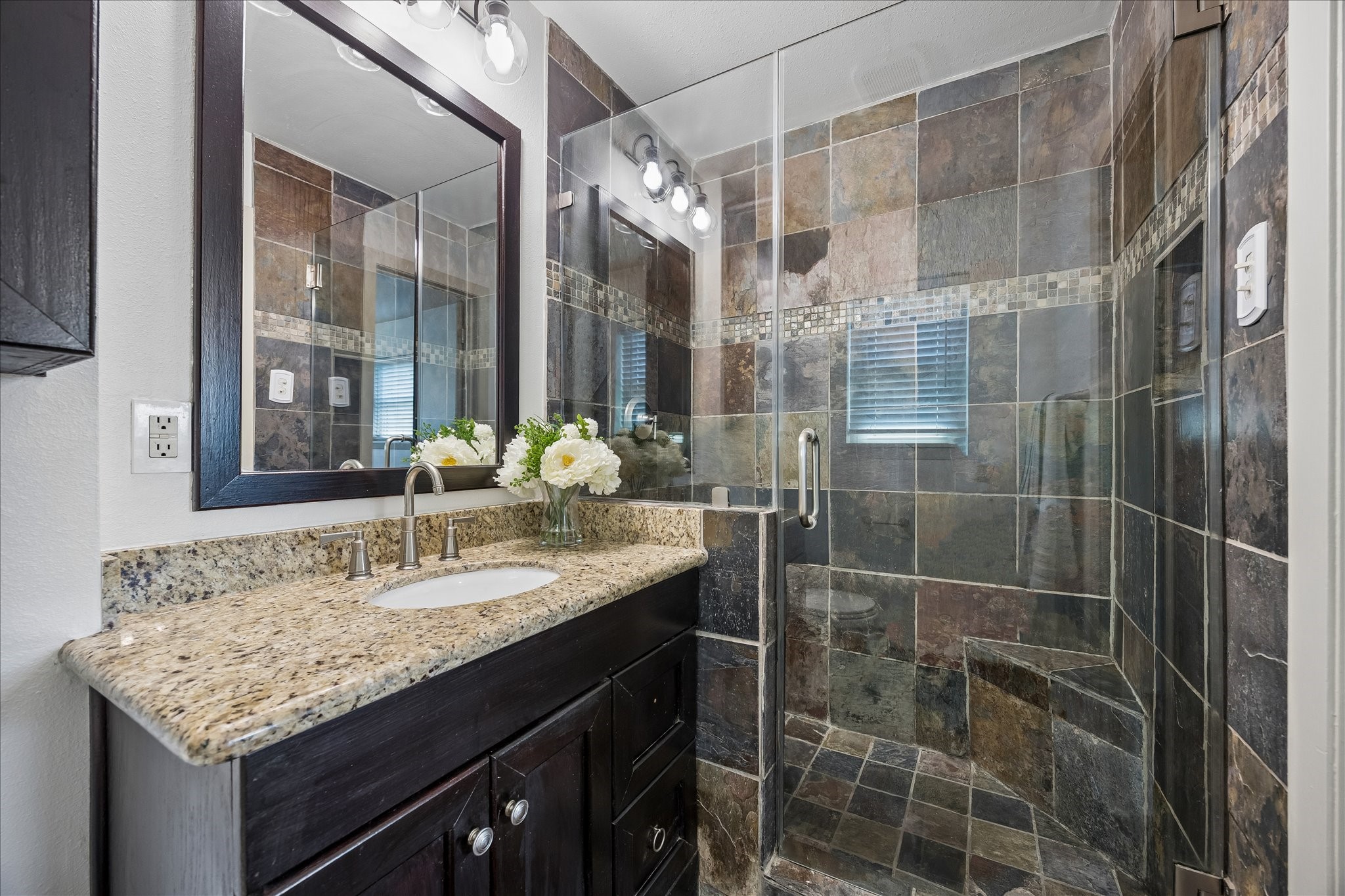 1327 Guese Road Property Photo 11