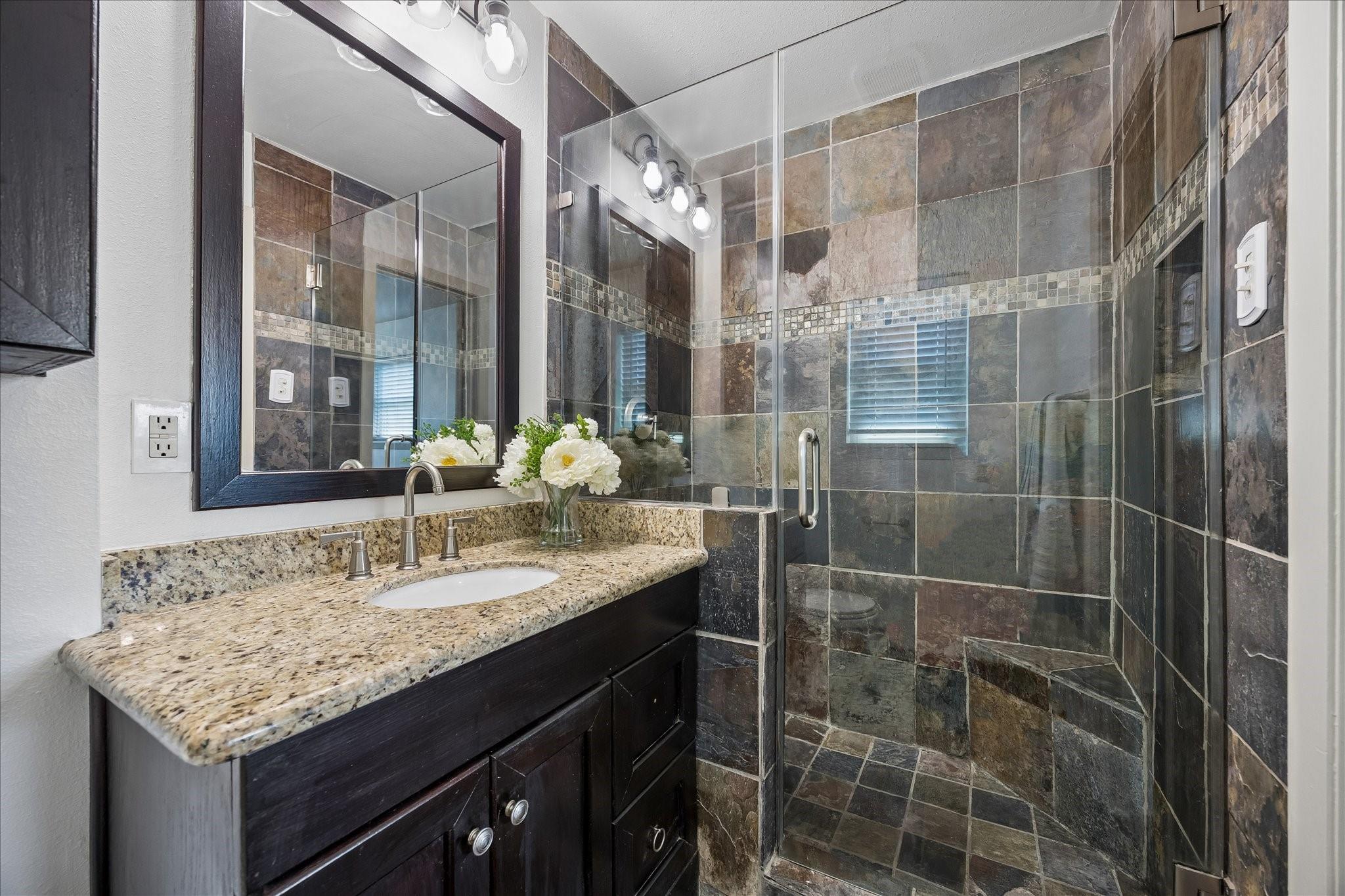 1327 Guese Road, Houston Tx 77008 Property Photo 11
