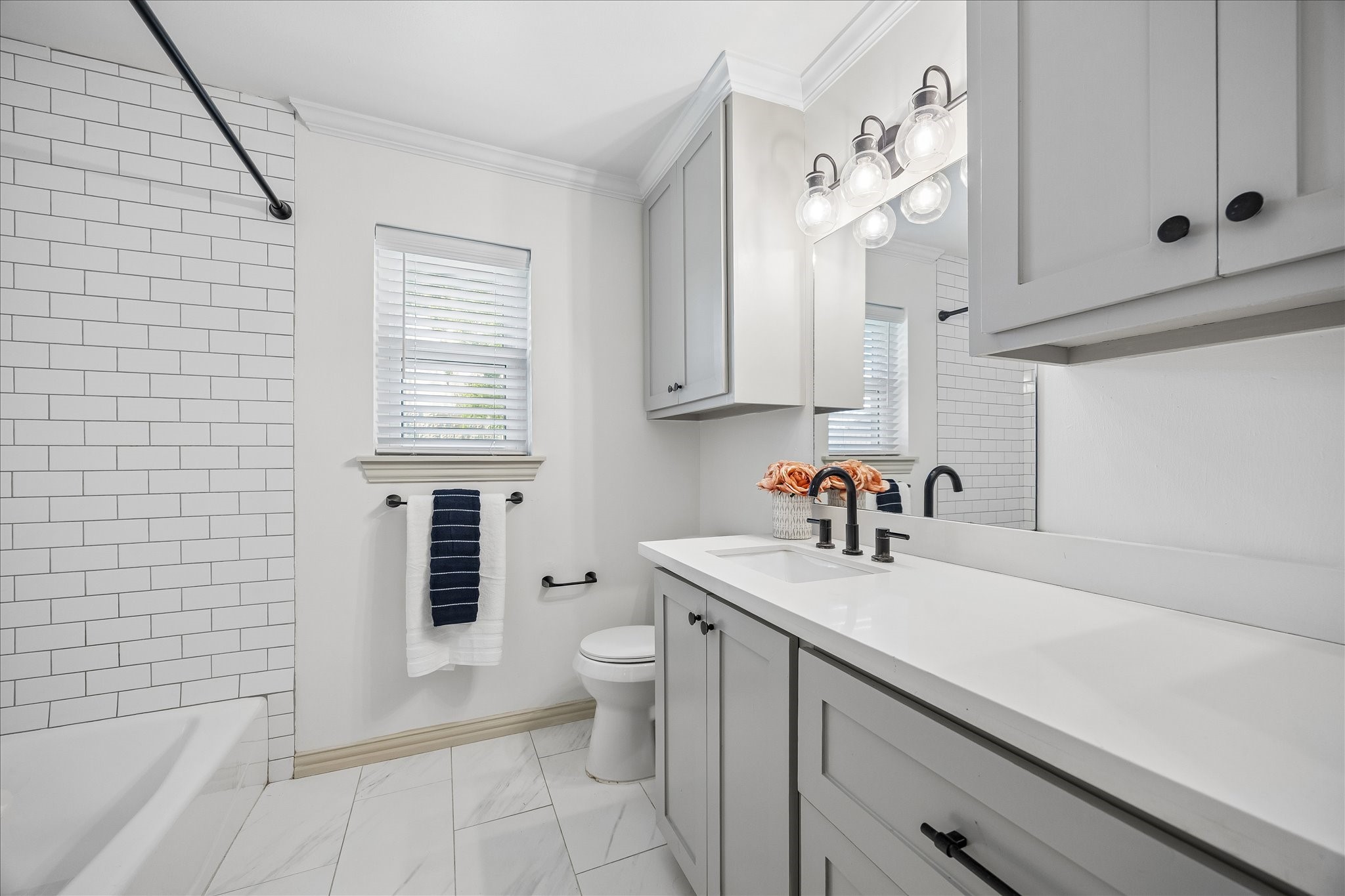 1327 Guese Road Property Photo 14