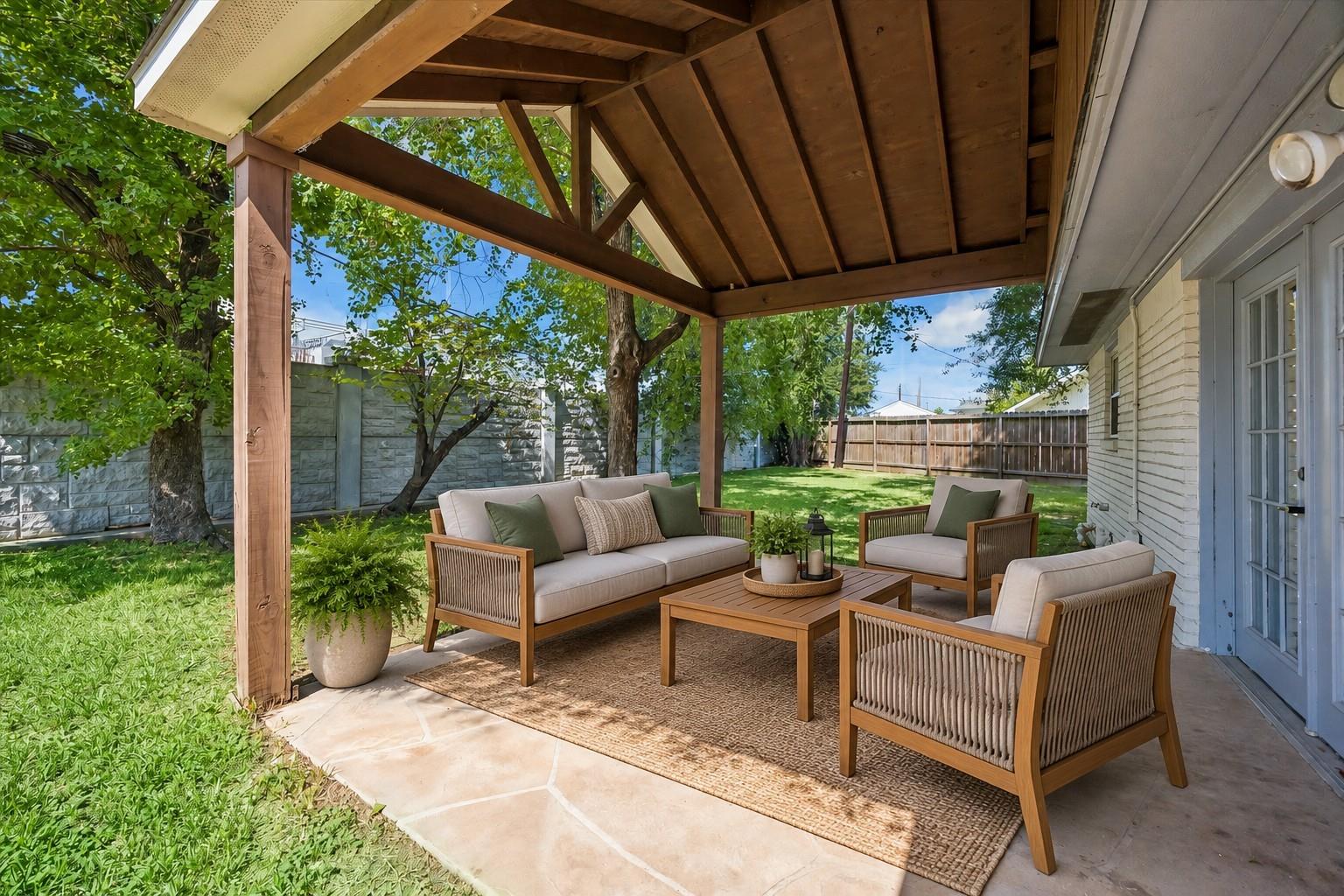 1327 Guese Road, Houston Tx 77008 Property Photo 17