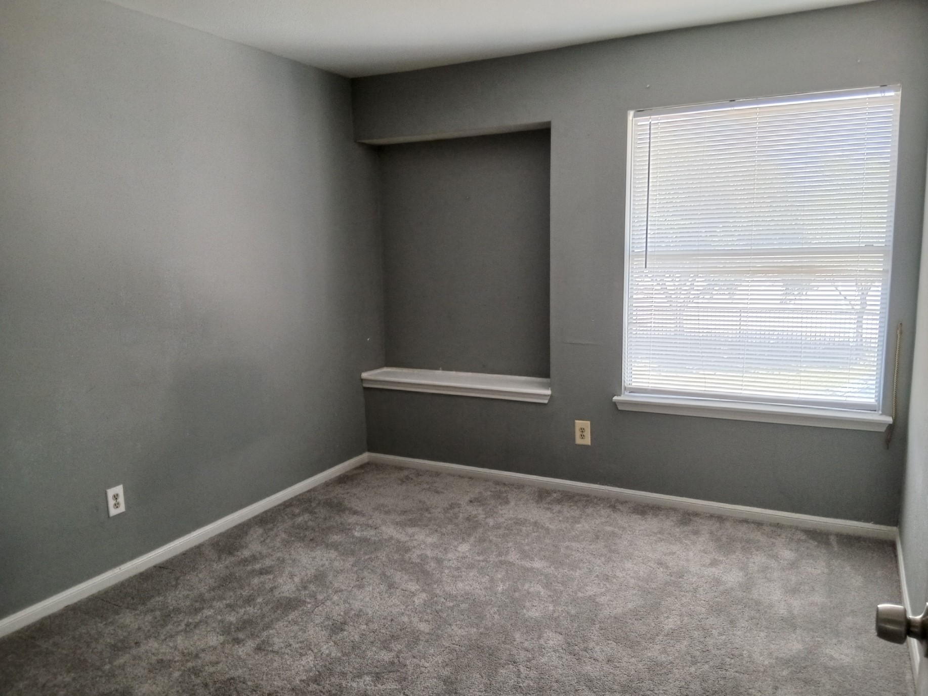 12517 Corona Lane Property Photo 9