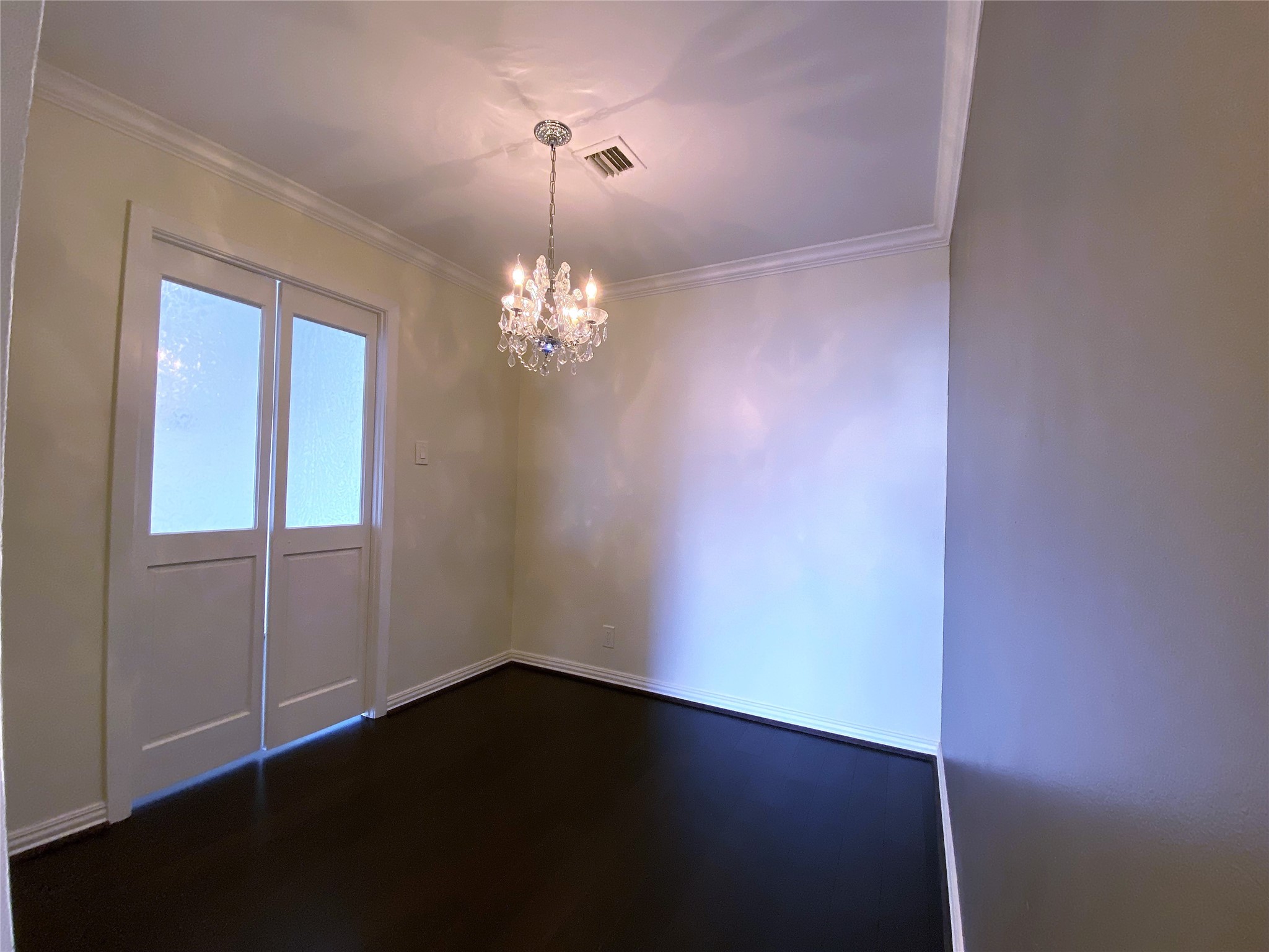 49 Briar Hollow Lane 1401 Property Photo 6