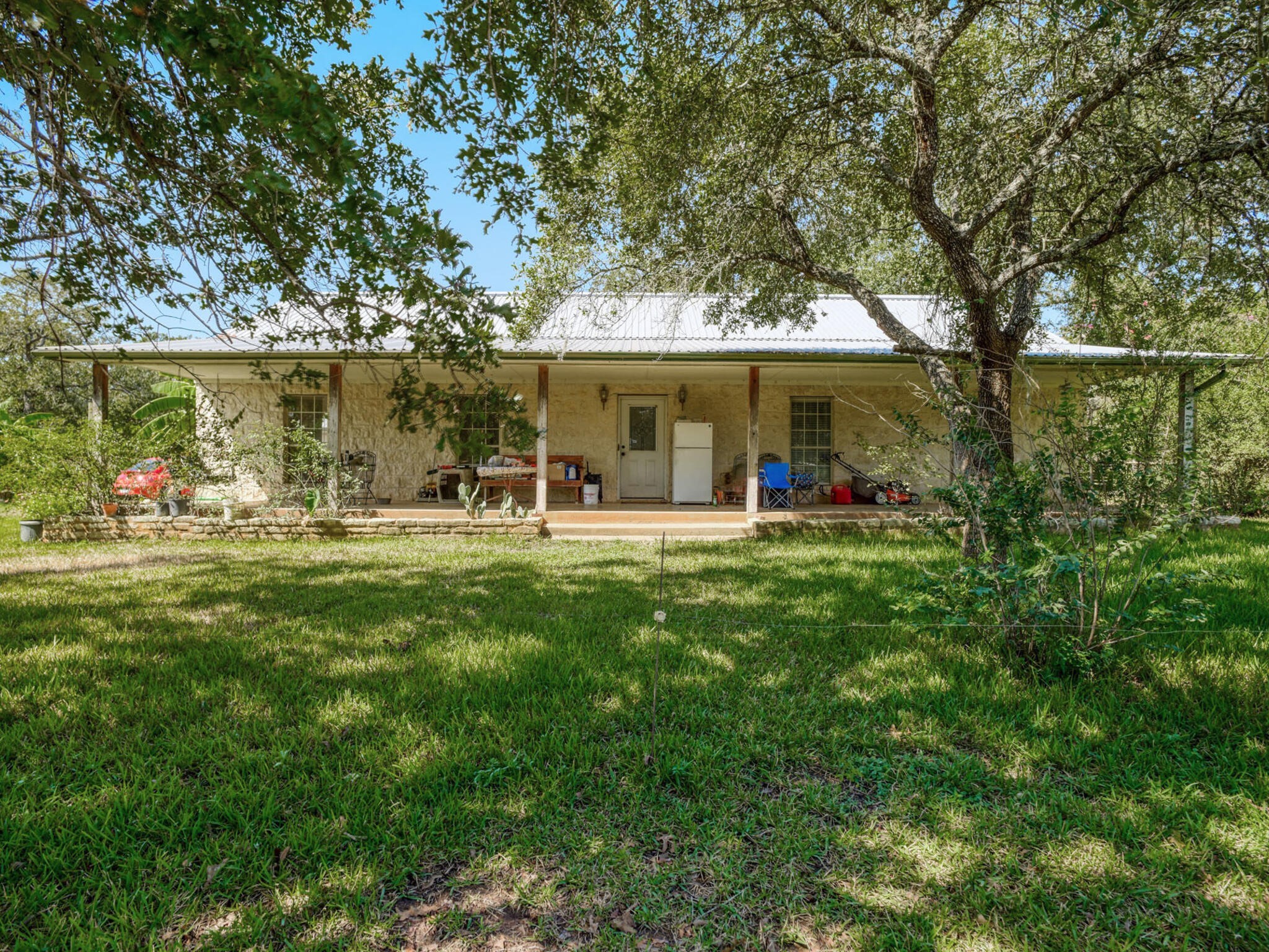 294 Lois Lane Property Photo 1