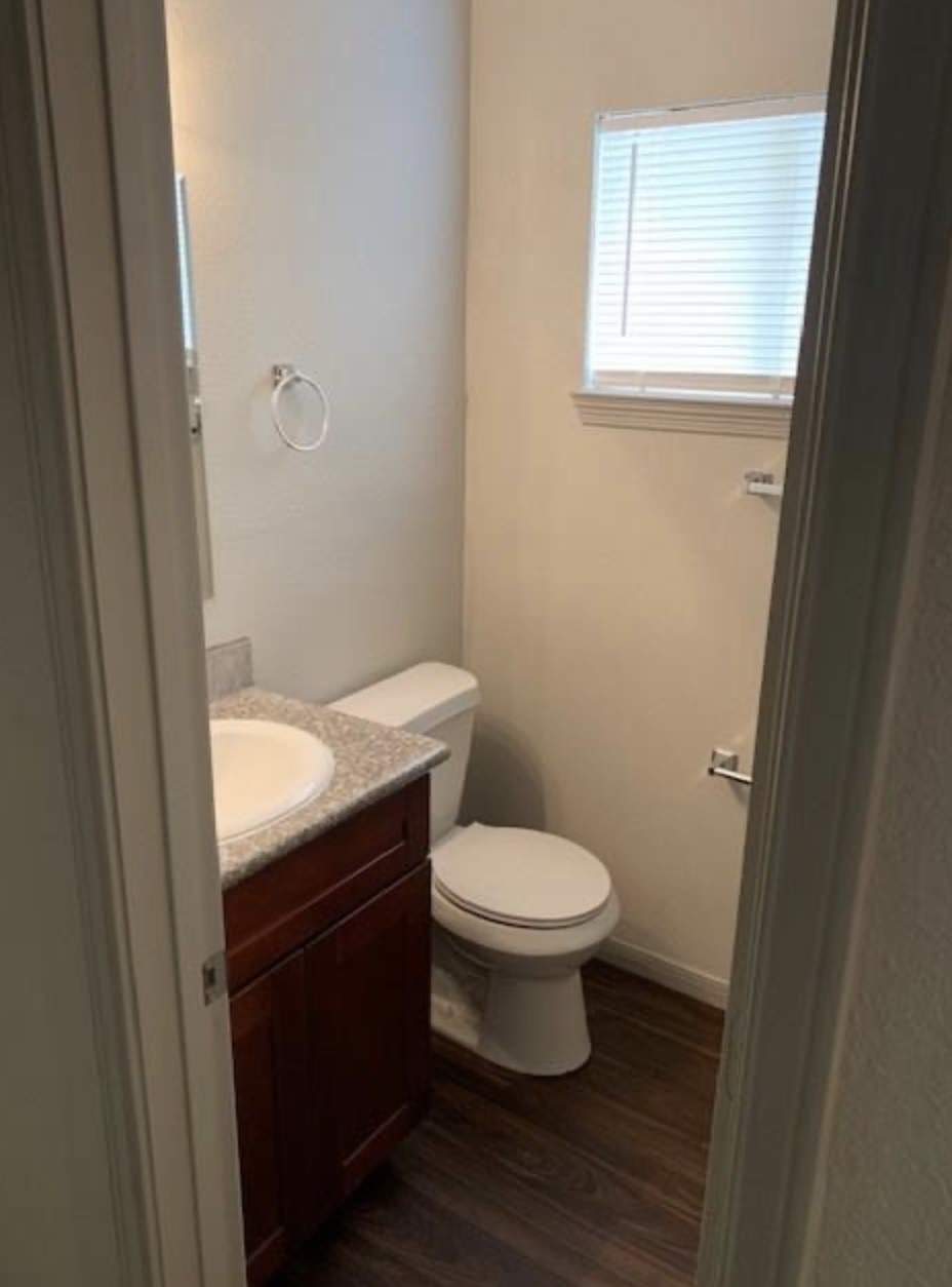 8711 Valley Pond Court Property Photo 8