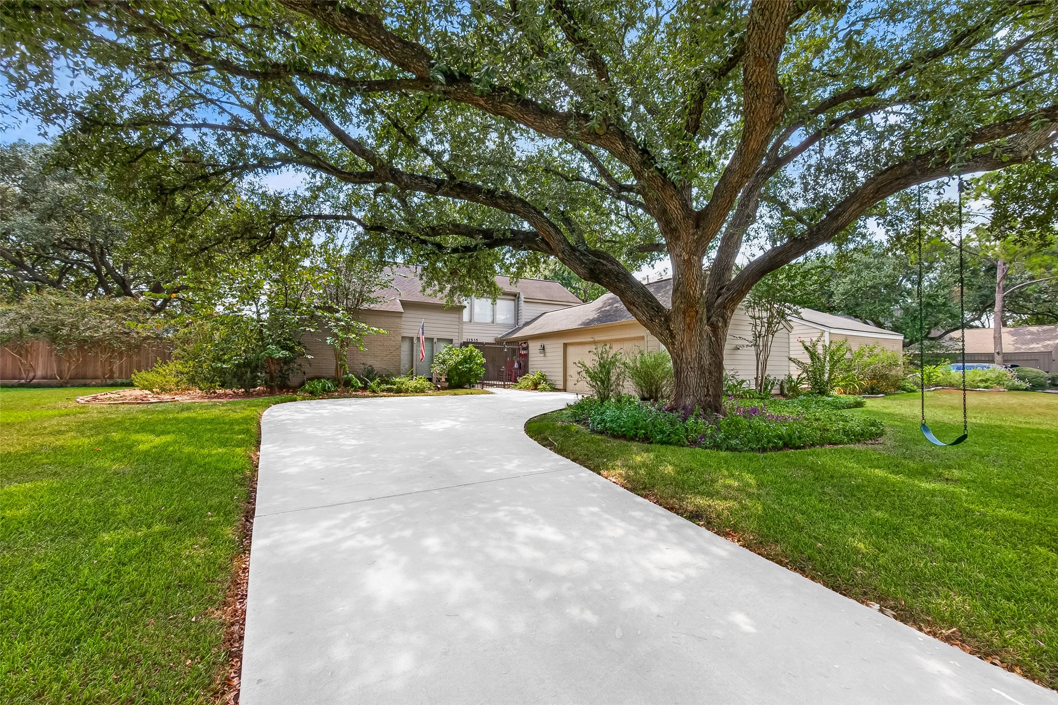 11835 Cedar Pass Drive Property Photo 1