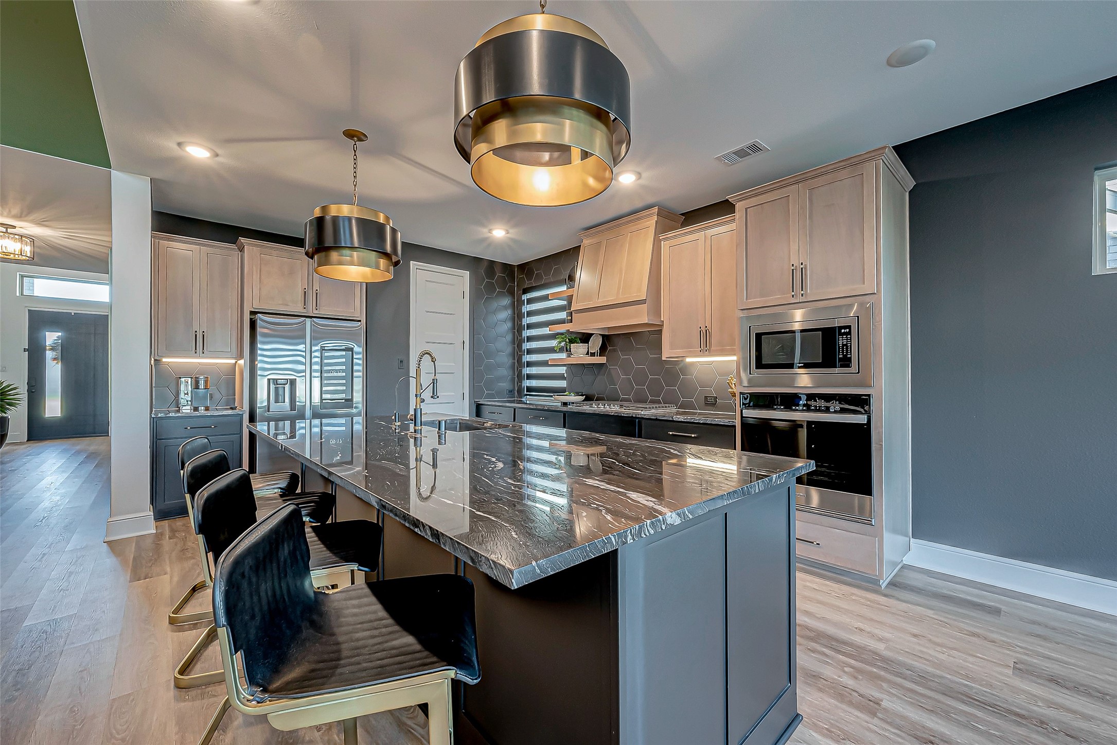 1310 Wild Mustang Trail Property Photo 13