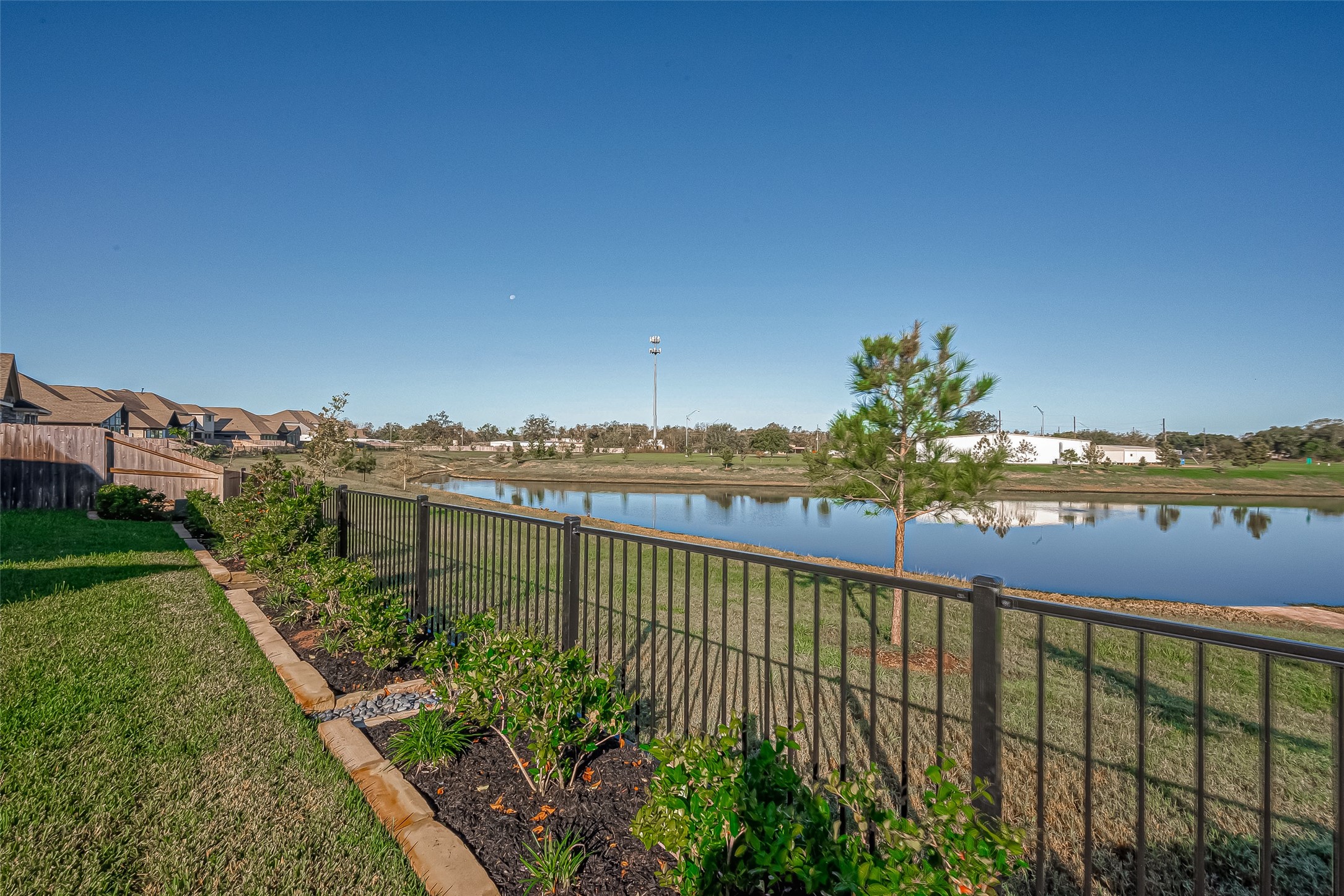 1310 Wild Mustang Trail Property Photo 41