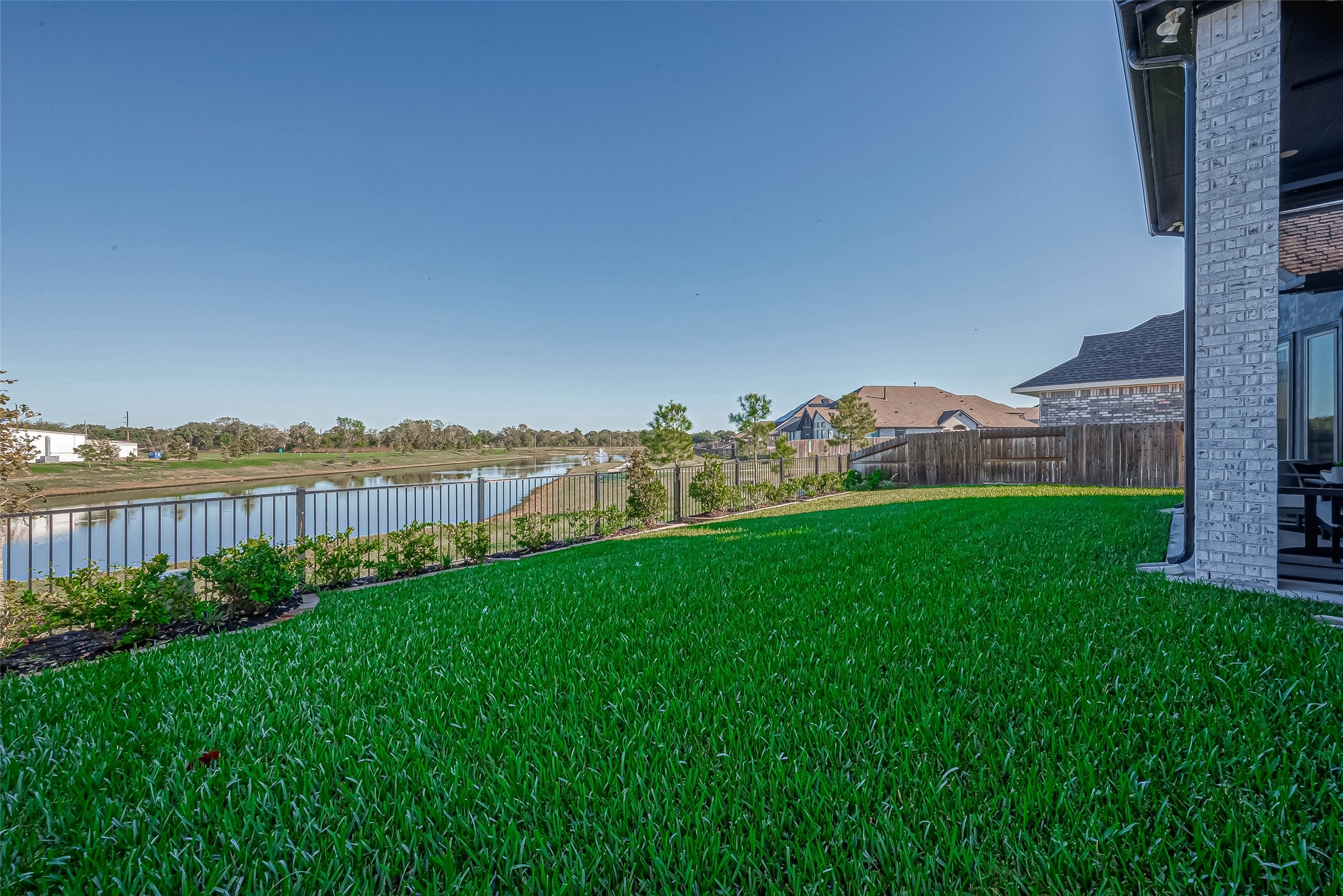 1310 Wild Mustang Trail Property Photo 43