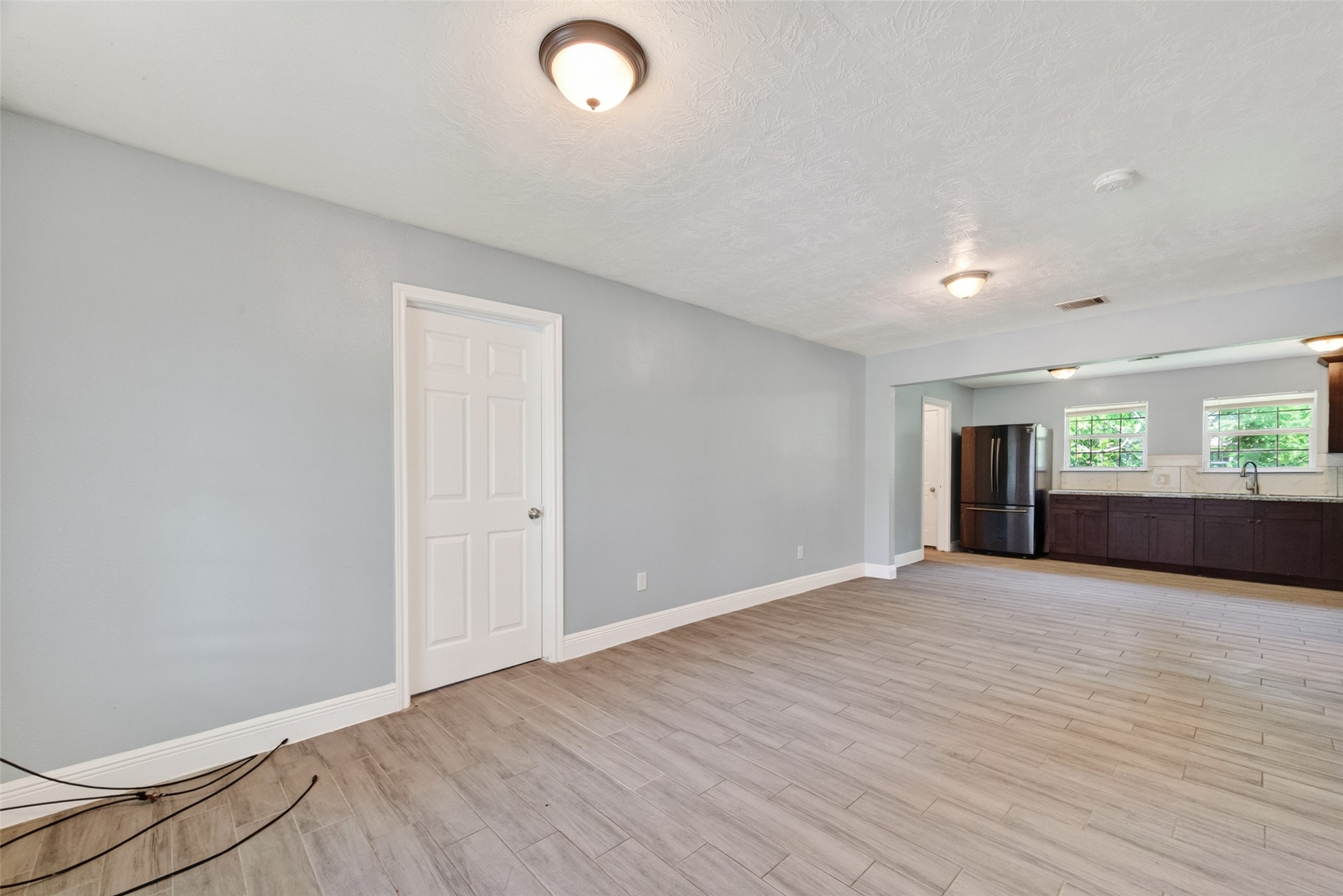 3031 Groton Drive Property Photo 5