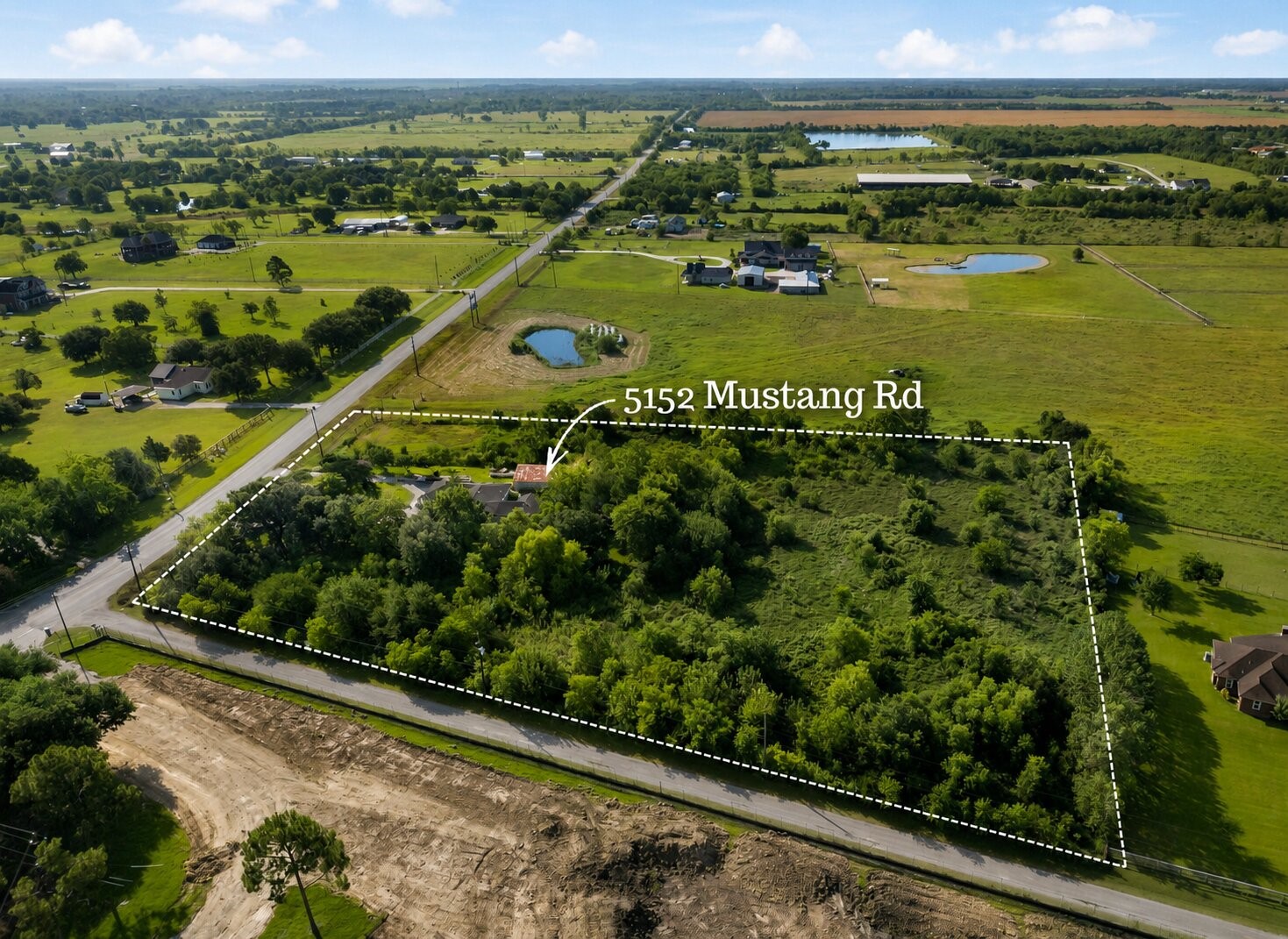 5152 Mustang Road Property Photo 3