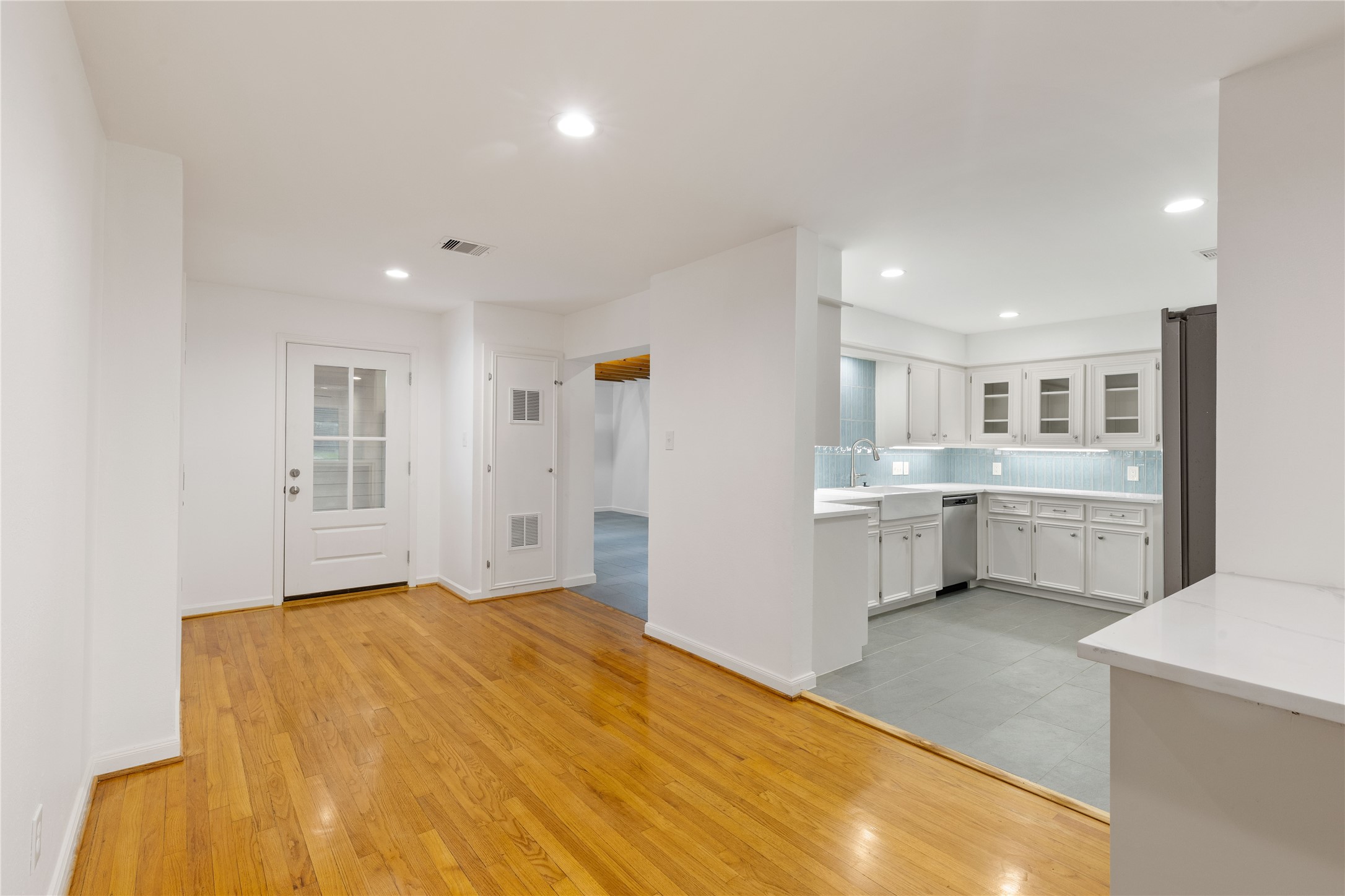 1422 Hewitt Drive Property Photo 4