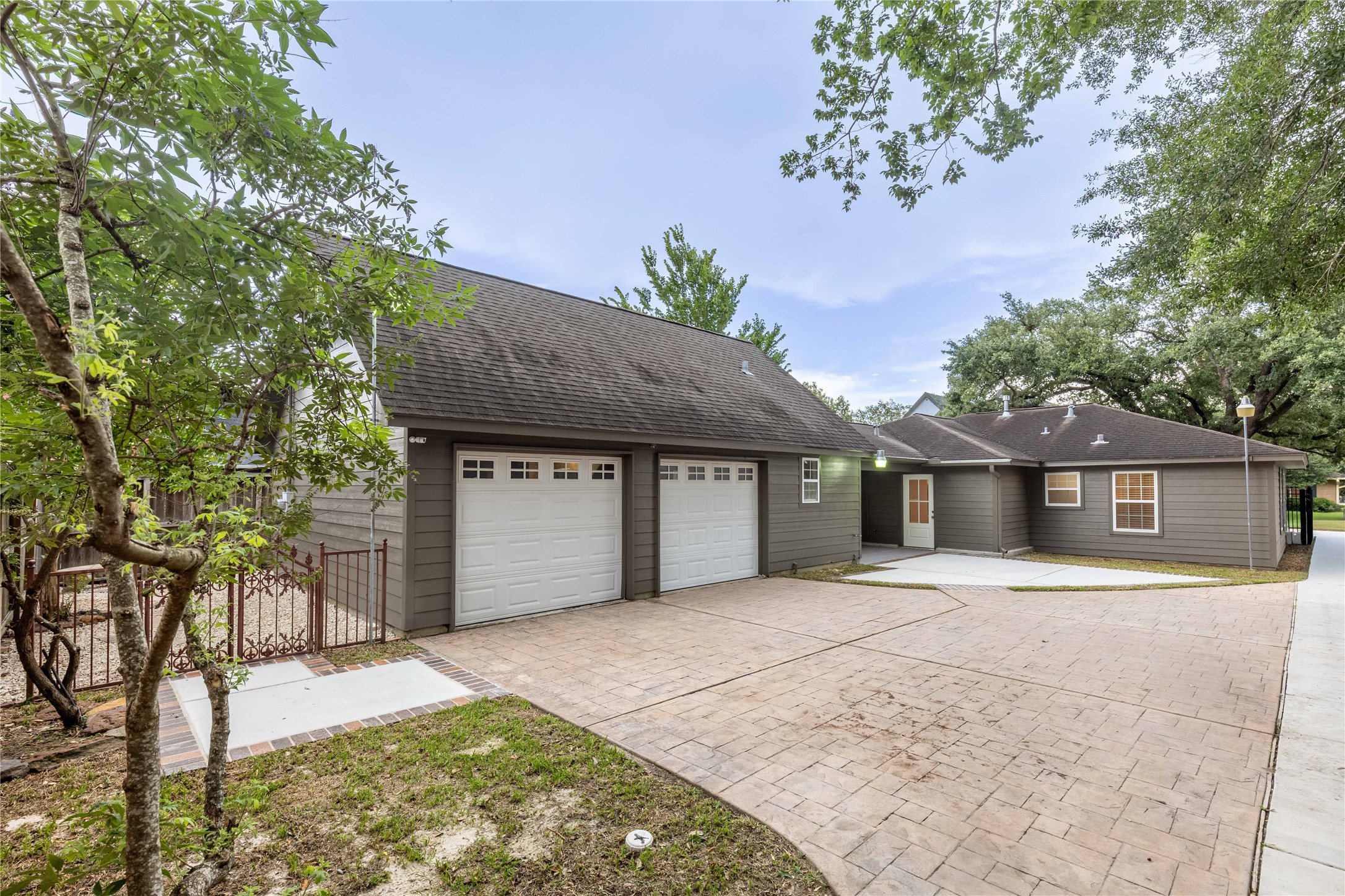 1422 Hewitt Drive Property Photo 9