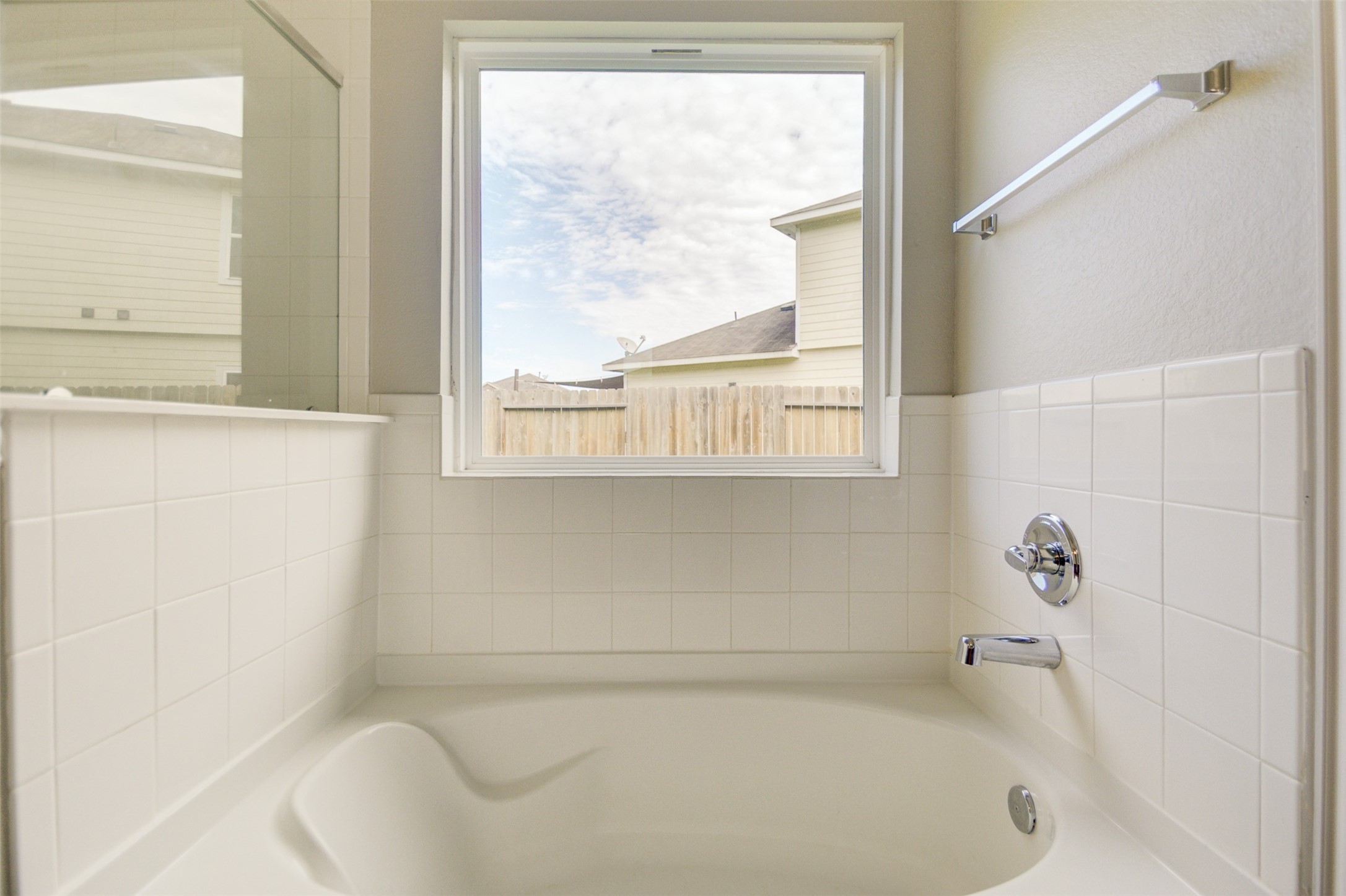 6026 Burnet Bend Avenue Property Photo 16