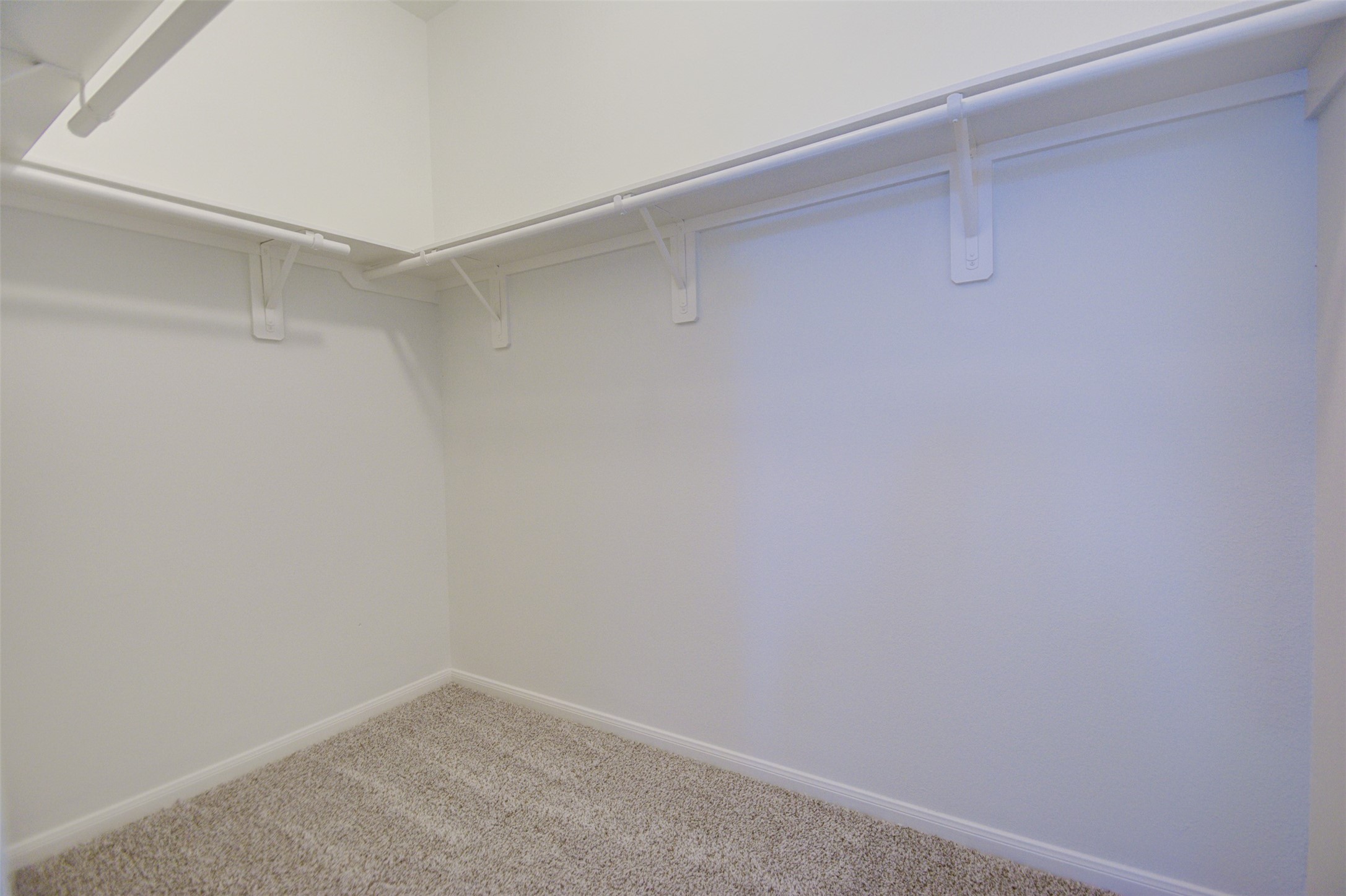 6026 Burnet Bend Avenue Property Photo 17