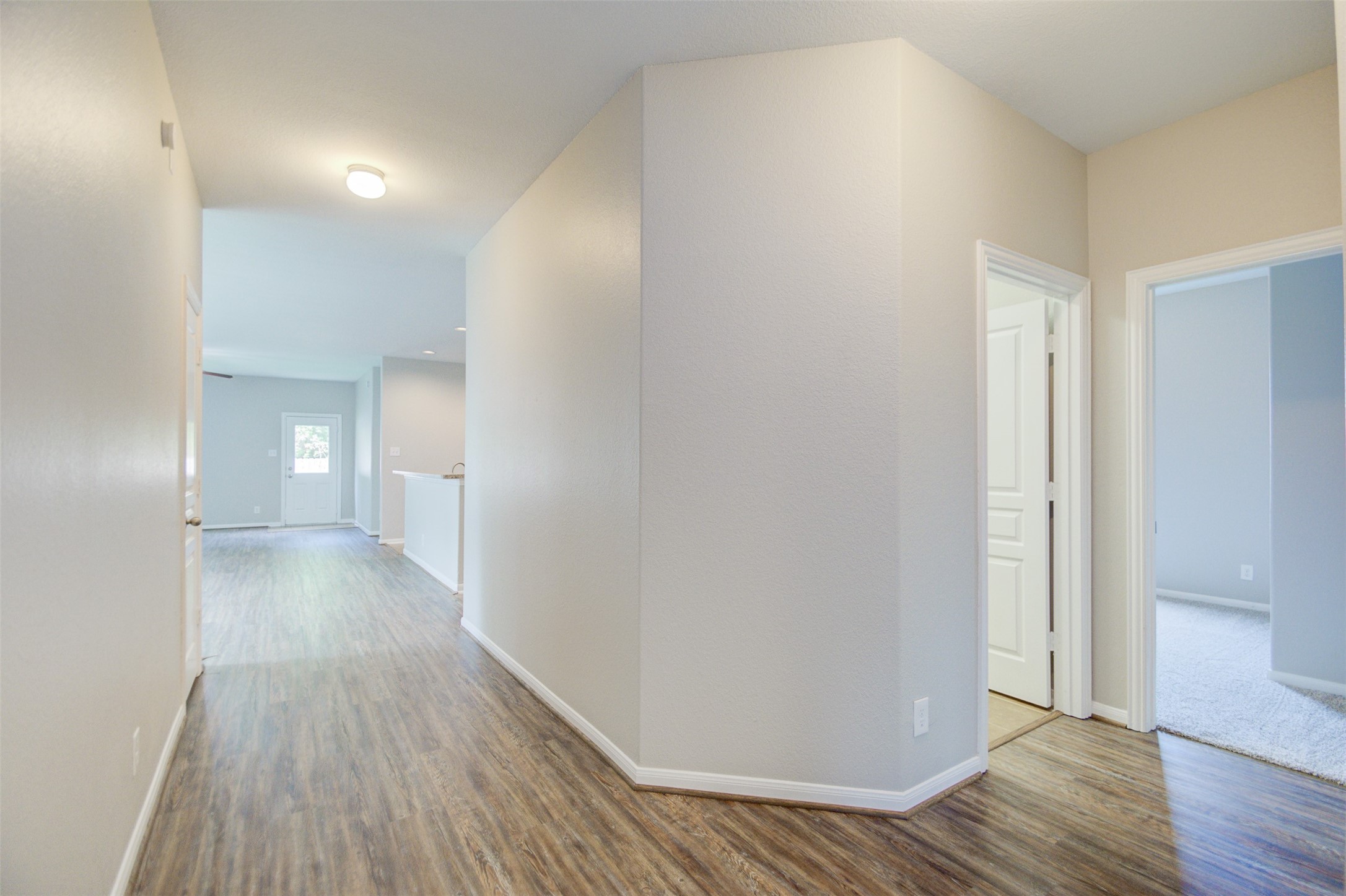 6026 Burnet Bend Avenue Property Photo 20