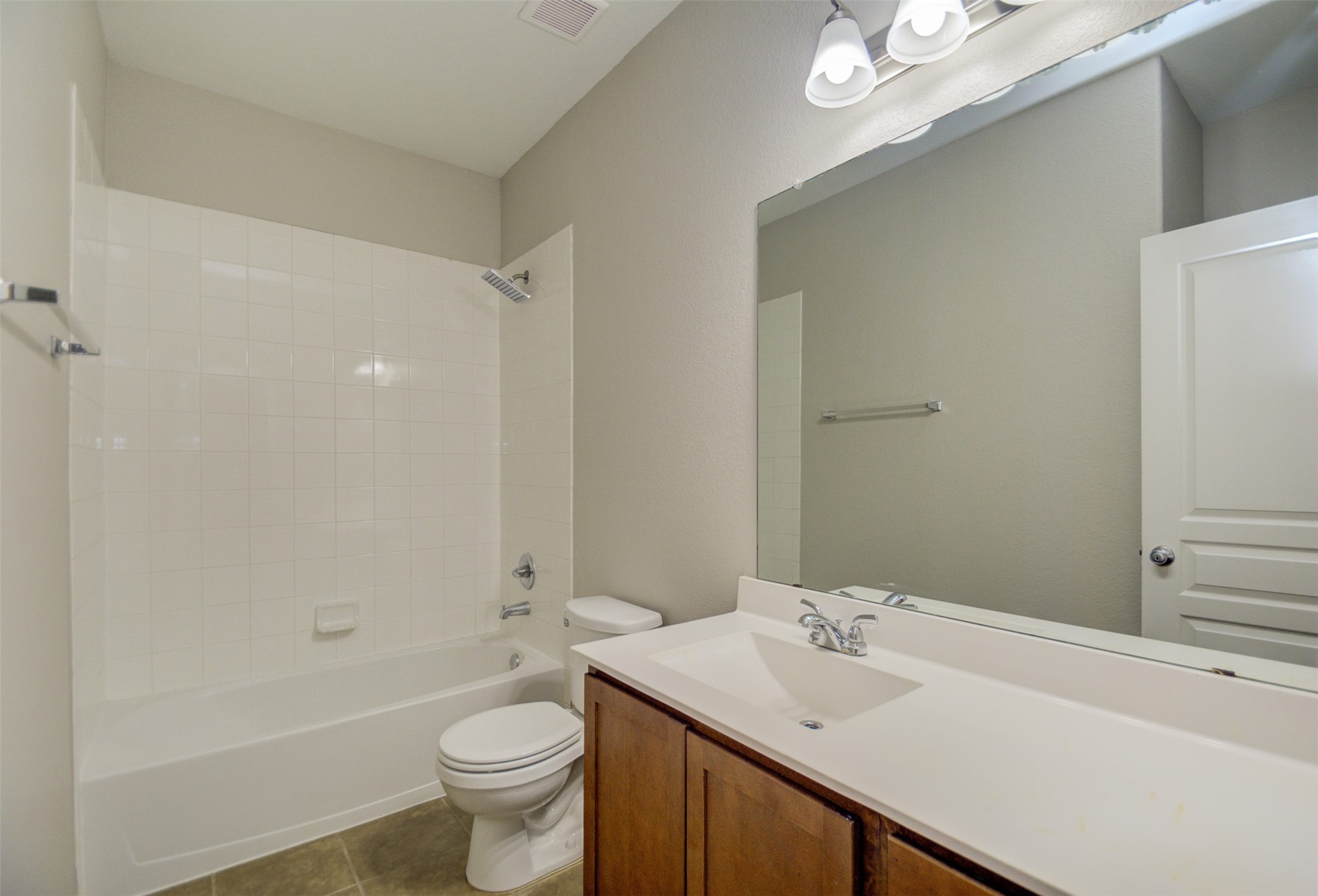 6026 Burnet Bend Avenue Property Photo 21