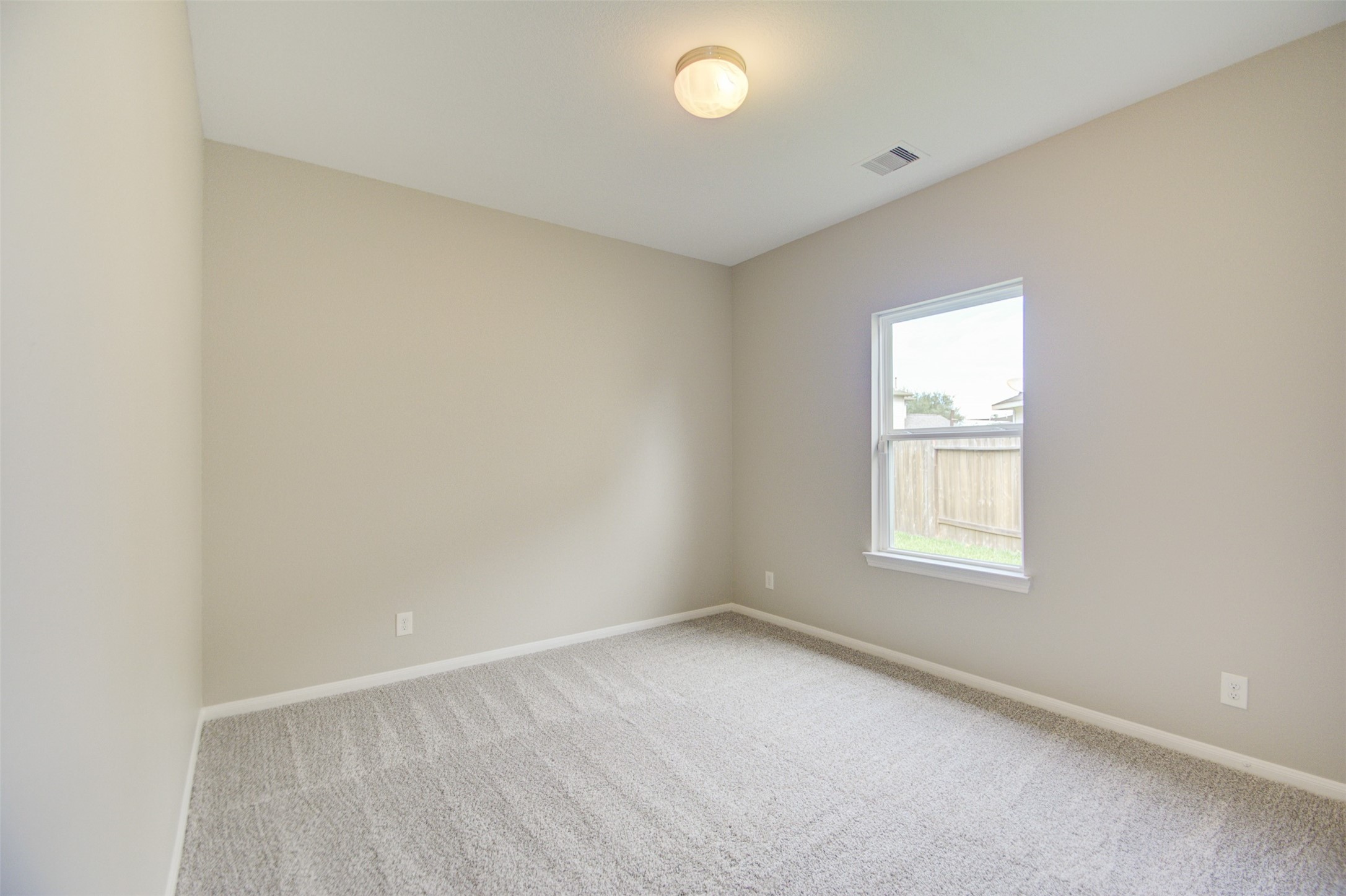 6026 Burnet Bend Avenue Property Photo 24