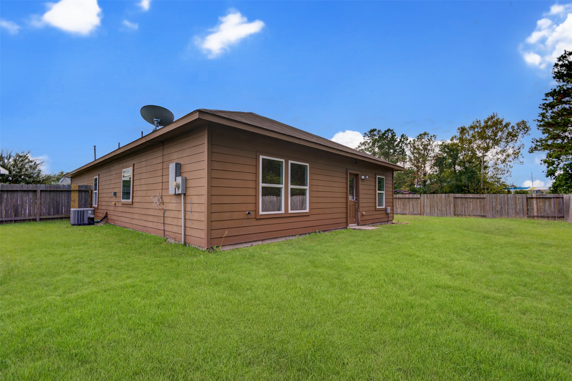 6026 Burnet Bend Avenue Property Photo 30