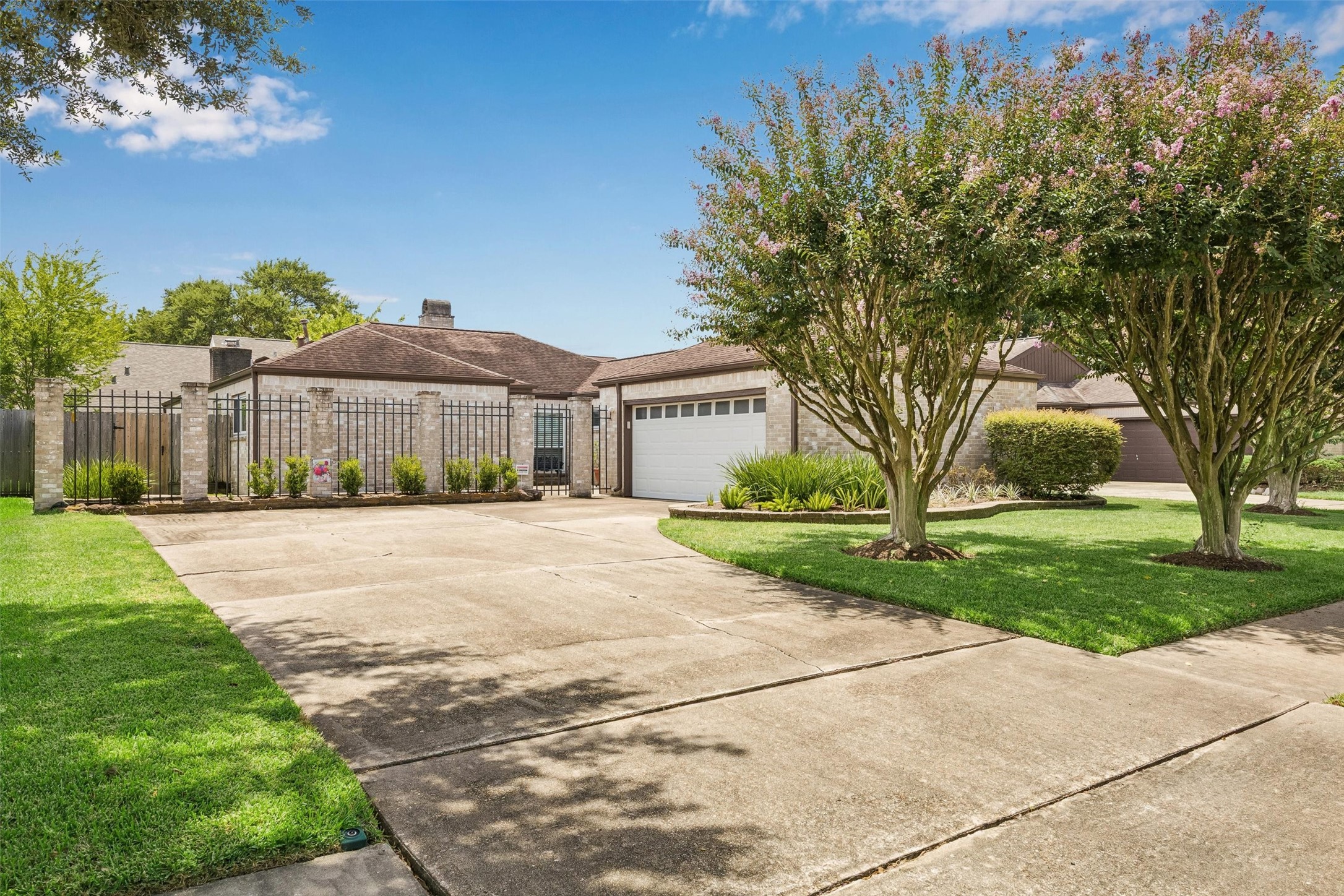 12507 Rocky Knoll Drive Property Photo 1