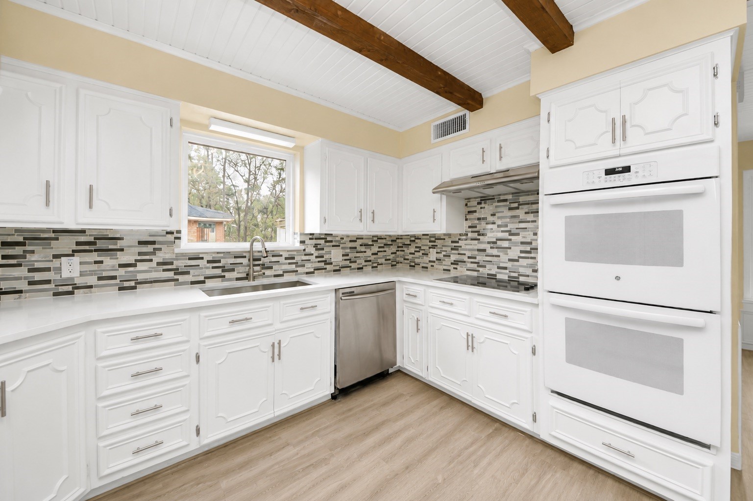 13407 Vestavia Court Property Photo 16