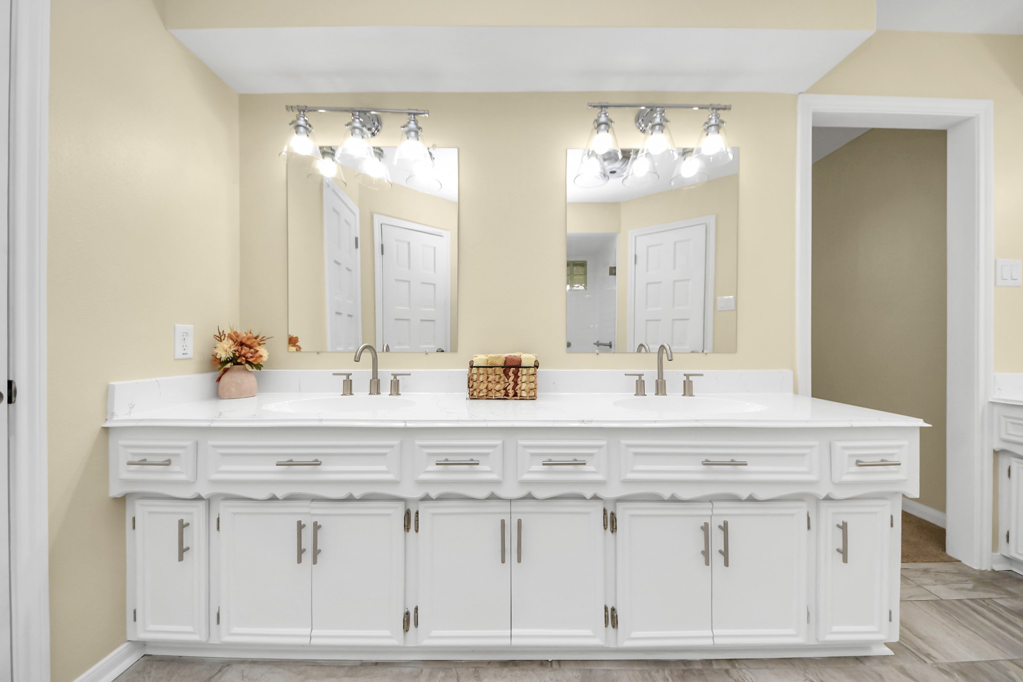 13407 Vestavia Court Property Photo 20