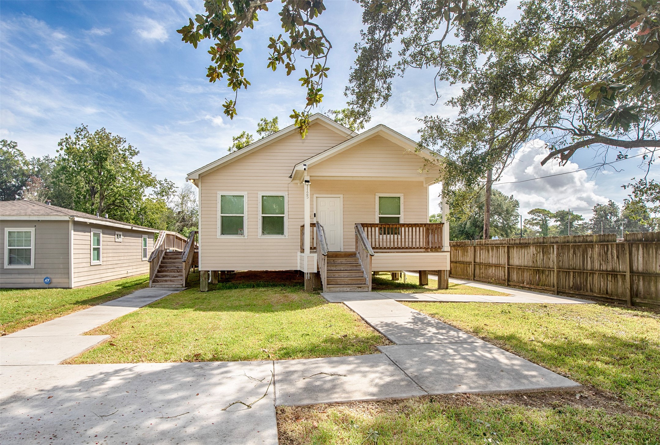 1125 Lake Road Property Photo 1