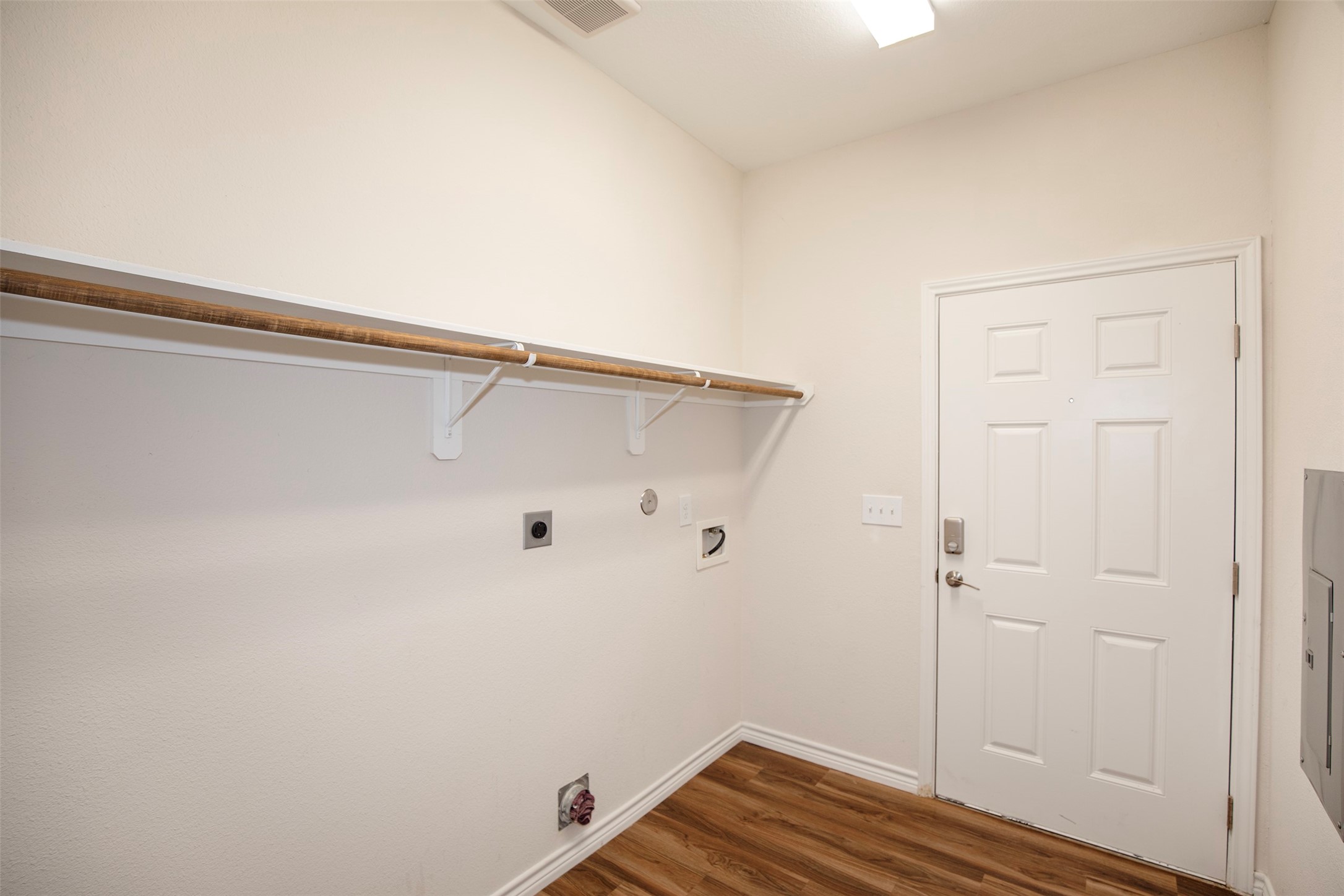 1125 Lake Road Property Photo 15