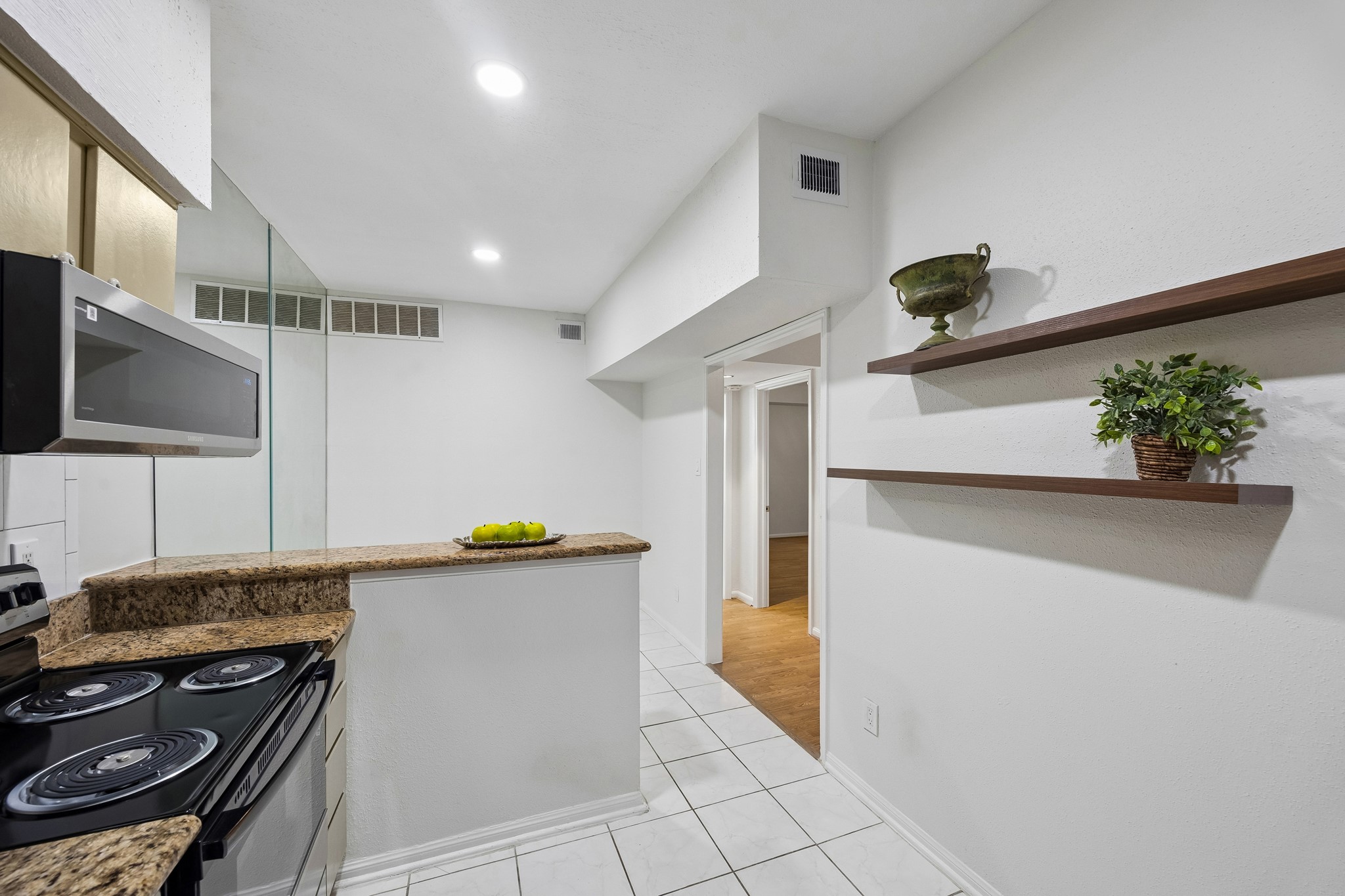 2100 Tanglewilde Street 529 Property Photo 5