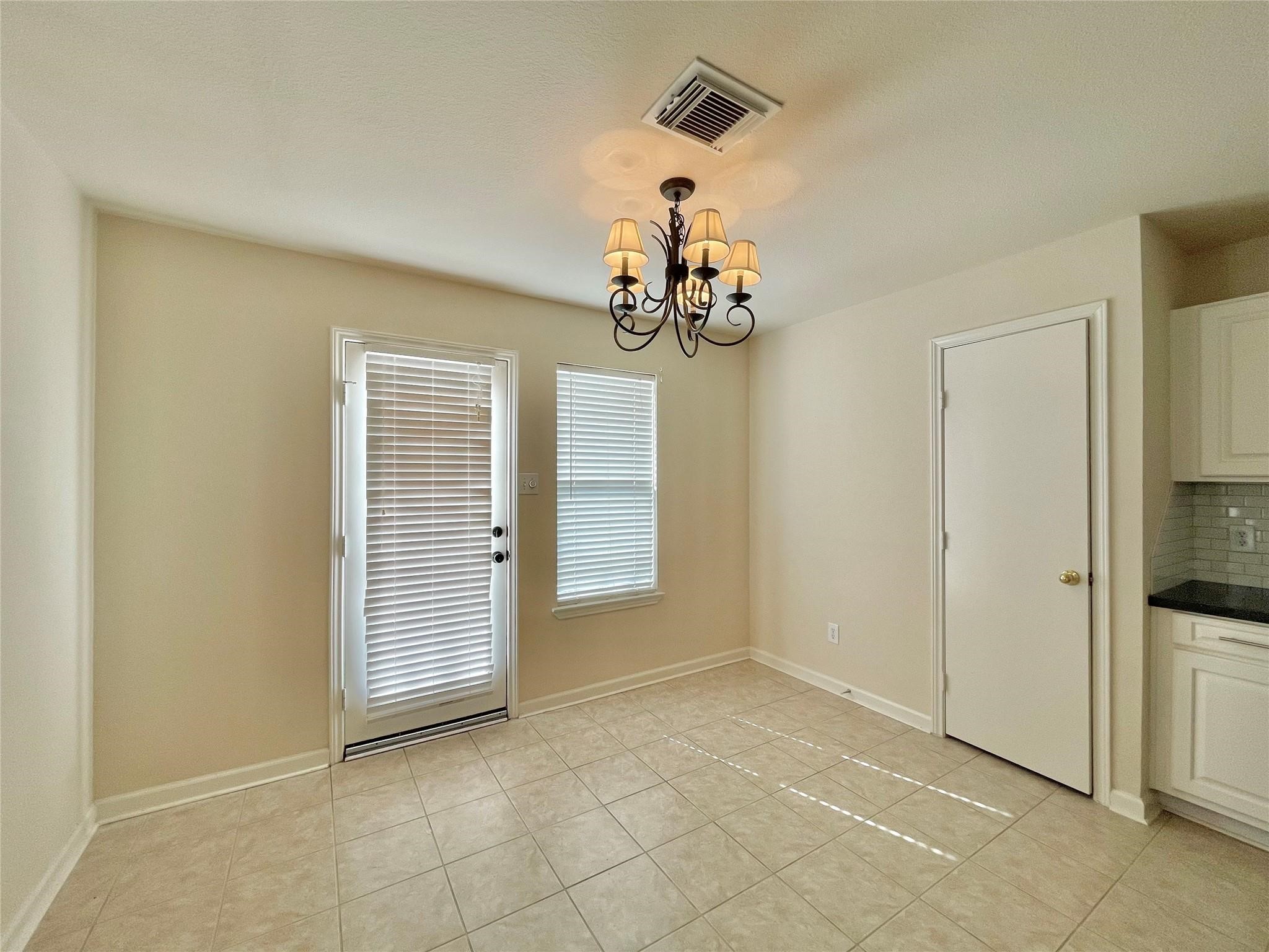 21807 Olympia Springs Lane Property Photo 12