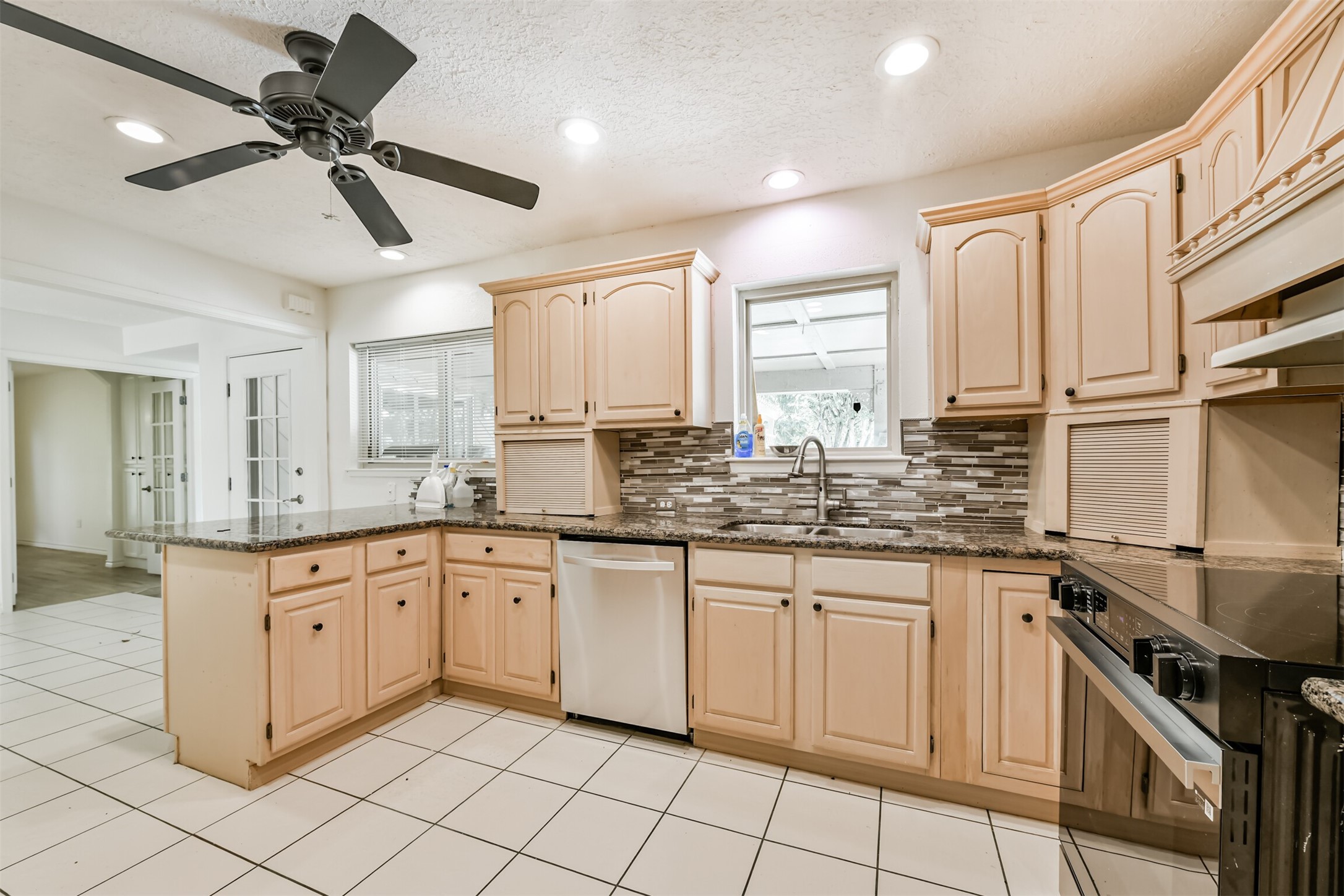 807 Stadium Circle Property Photo 10