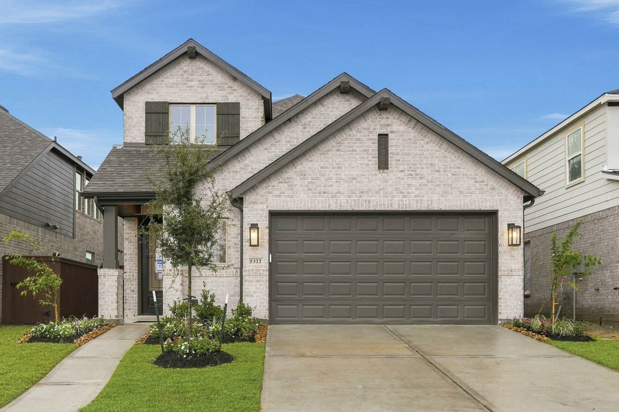 5322 Murillo Drive Property Photo 1