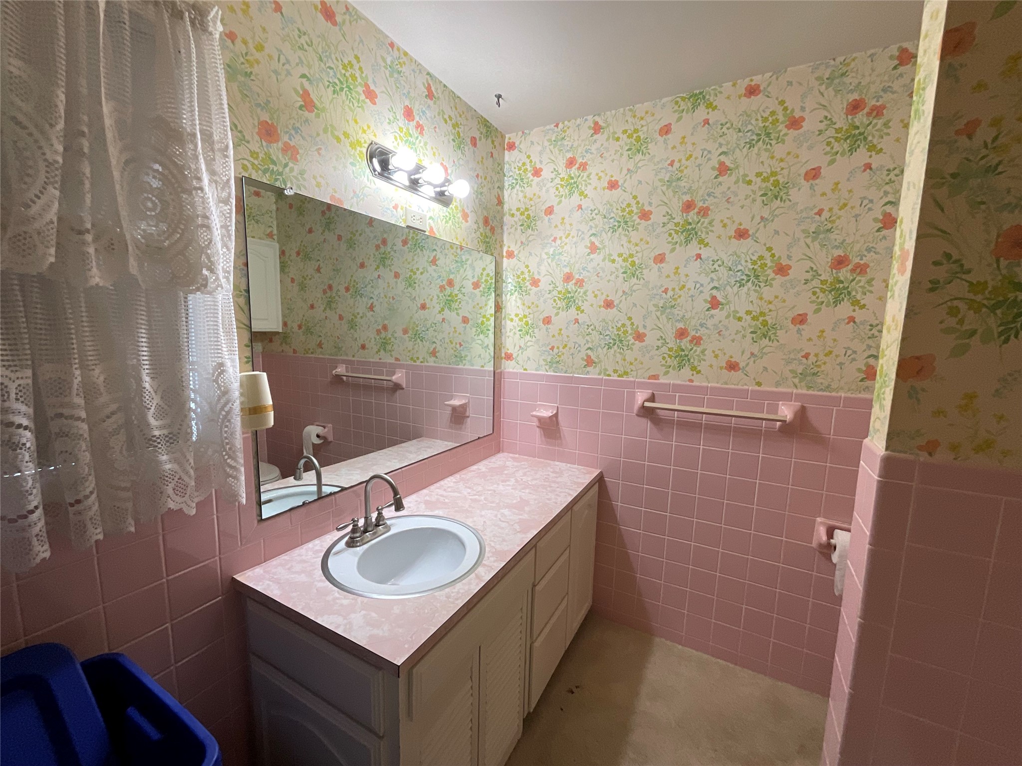 605 3rd Street Property Photo 22