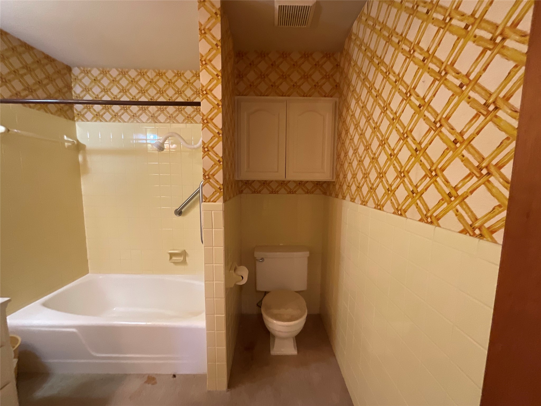 605 3rd Street Property Photo 24