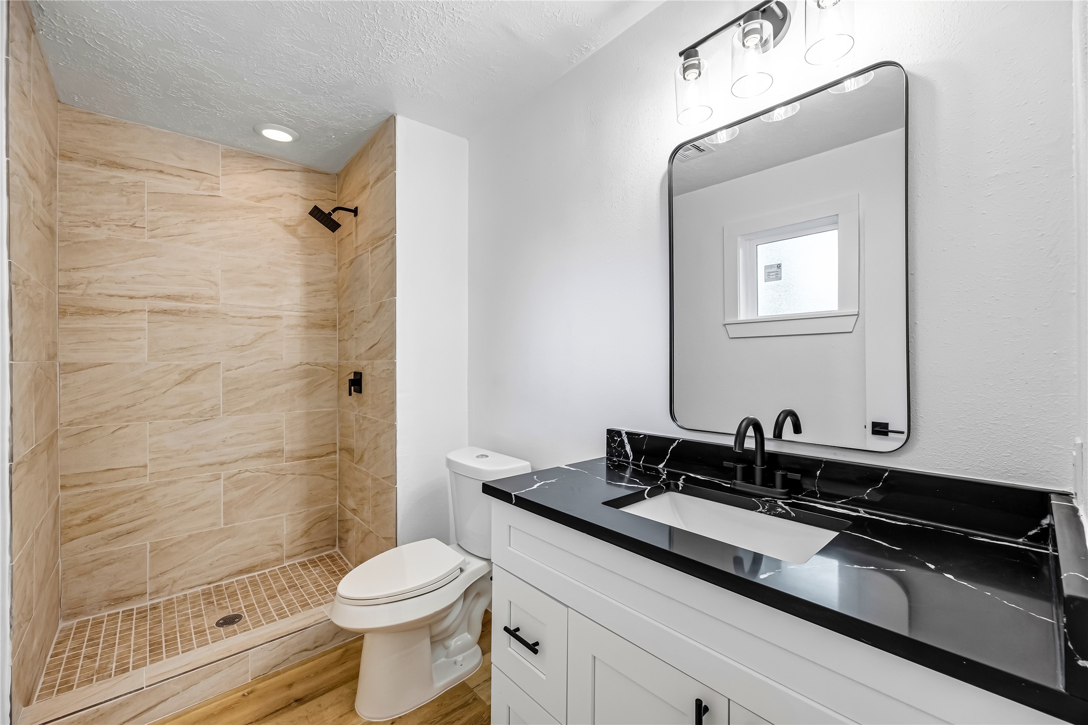1803 Thornbrook Drive Property Photo 17
