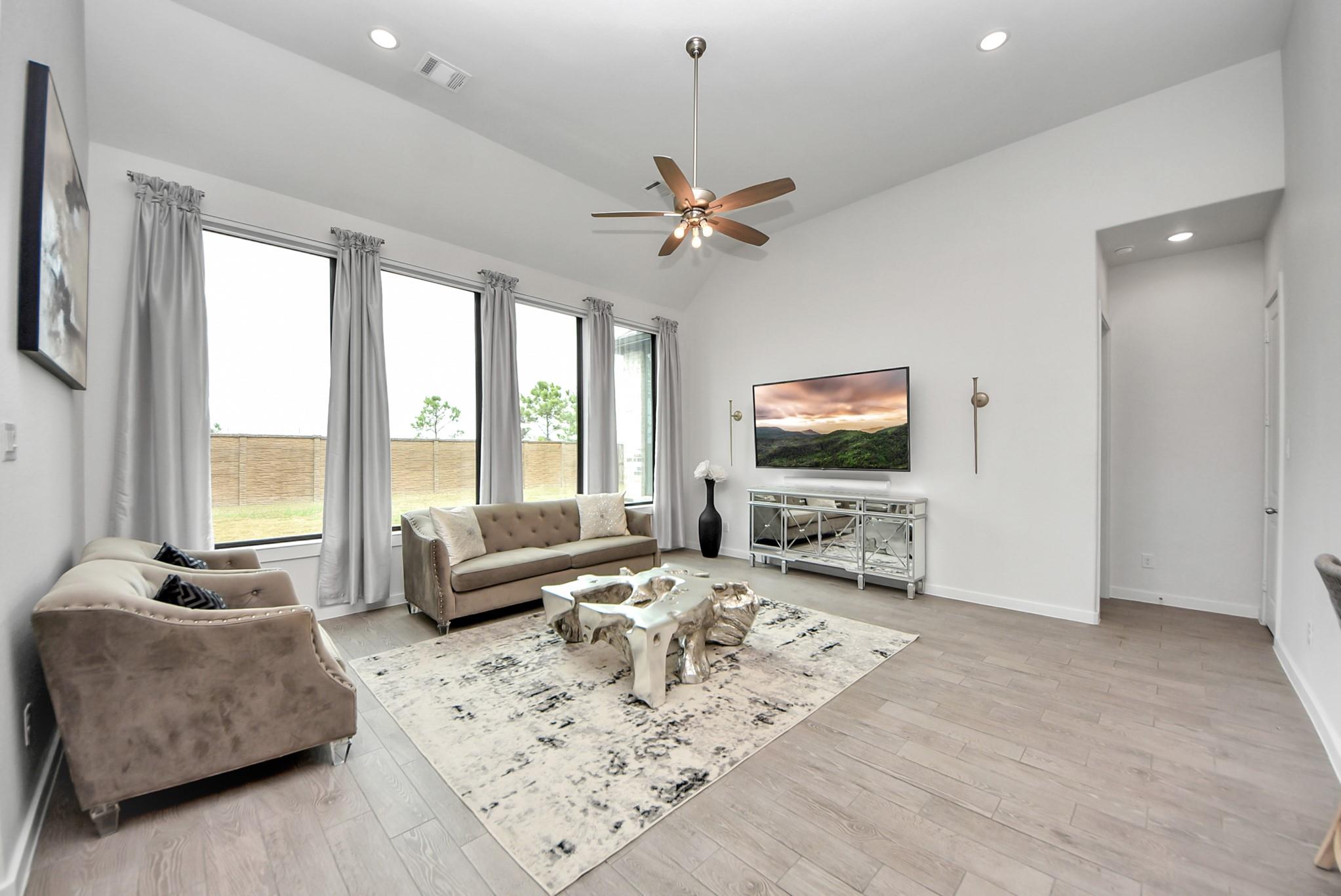 10014 Galileo Lane Property Photo 44