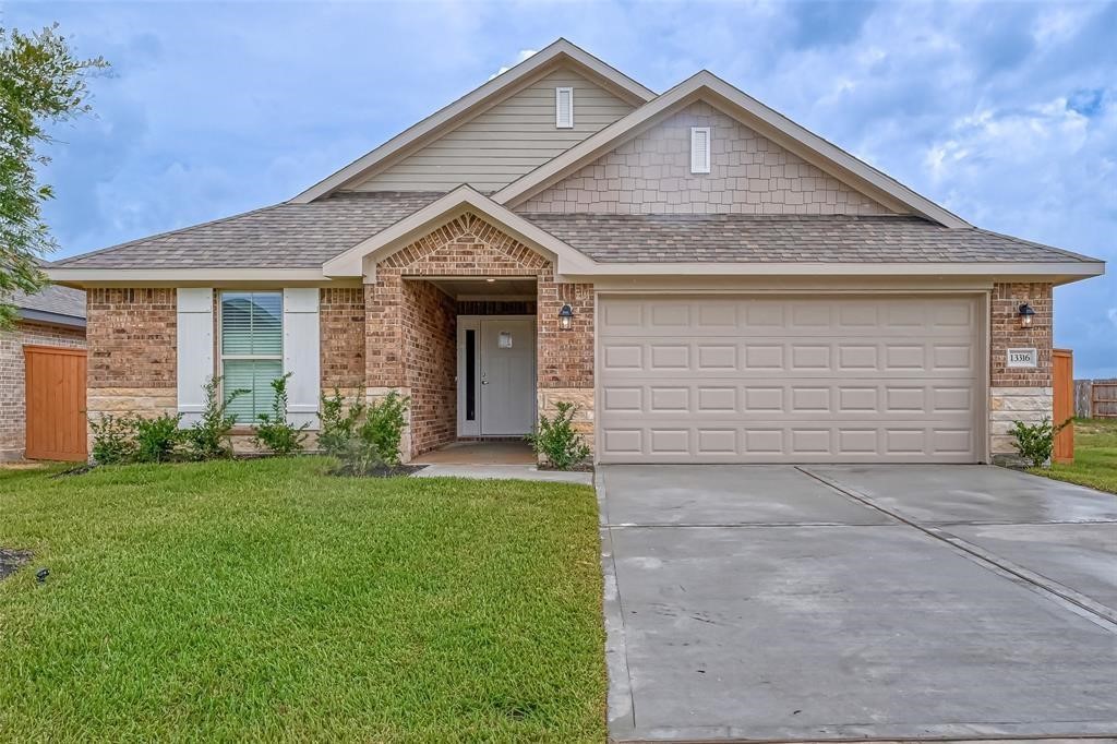 408 Bryan Way Property Photo 1