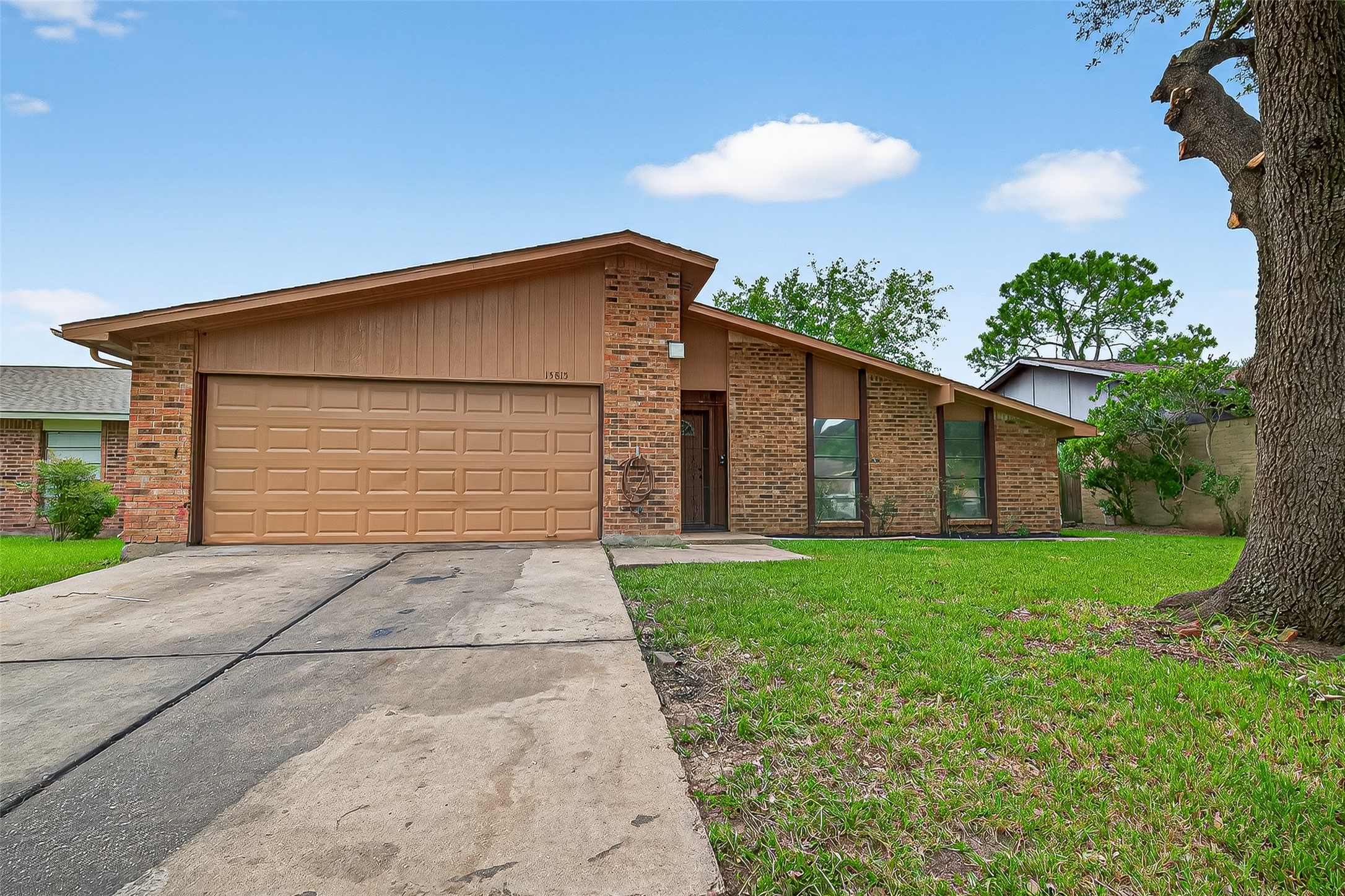 15815 Ironside Creek Property Photo 4