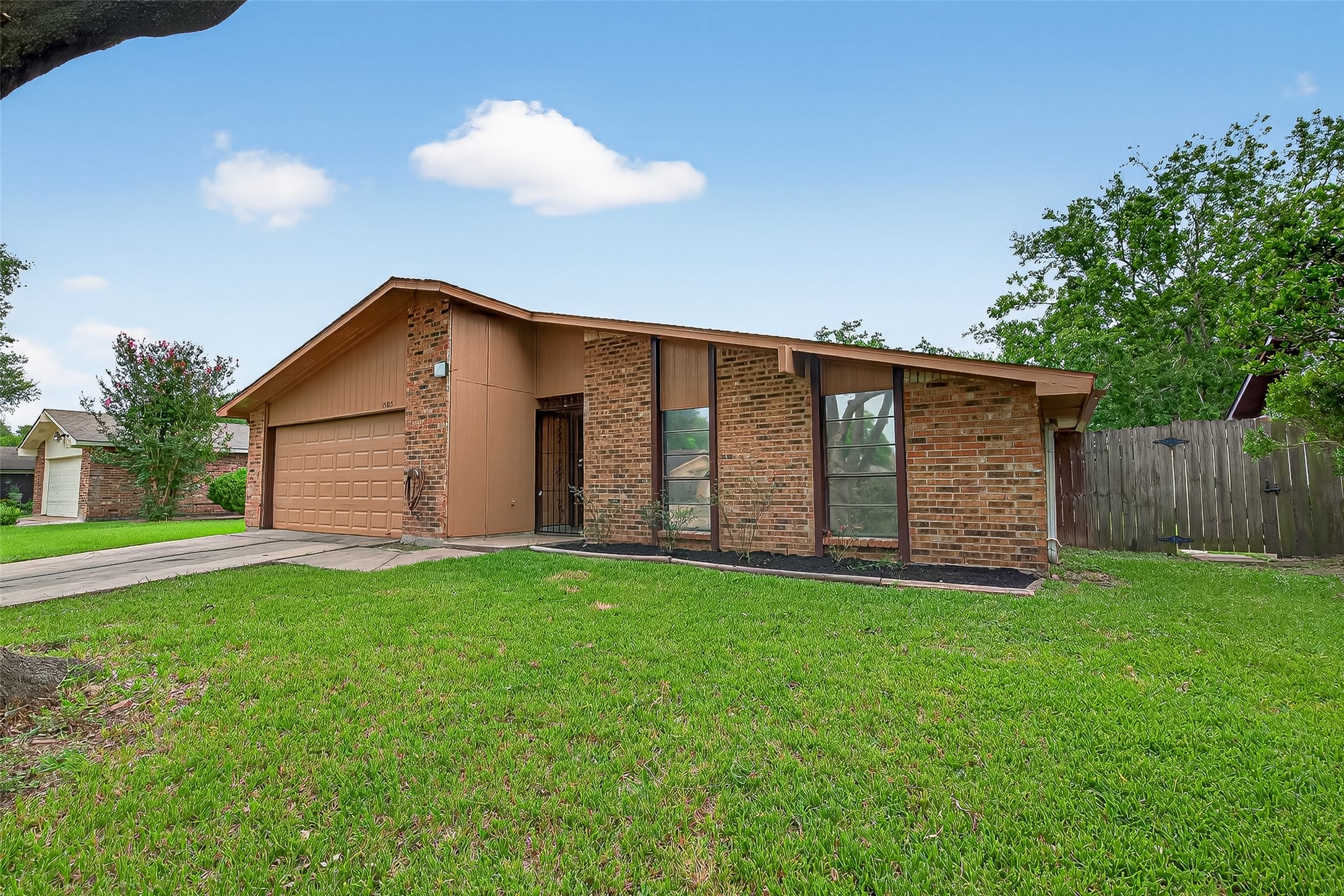 15815 Ironside Creek Property Photo 6