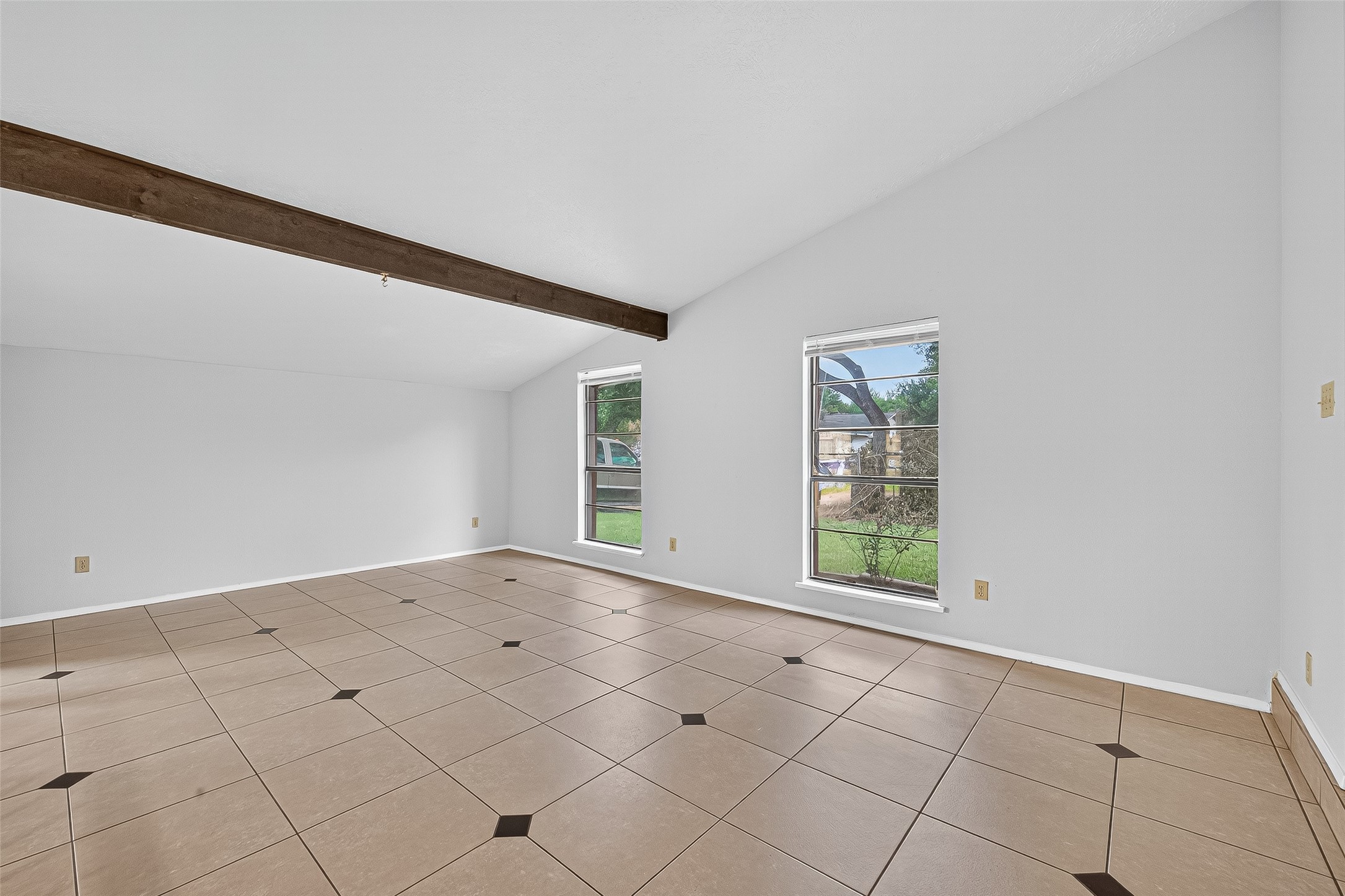 15815 Ironside Creek Property Photo 10