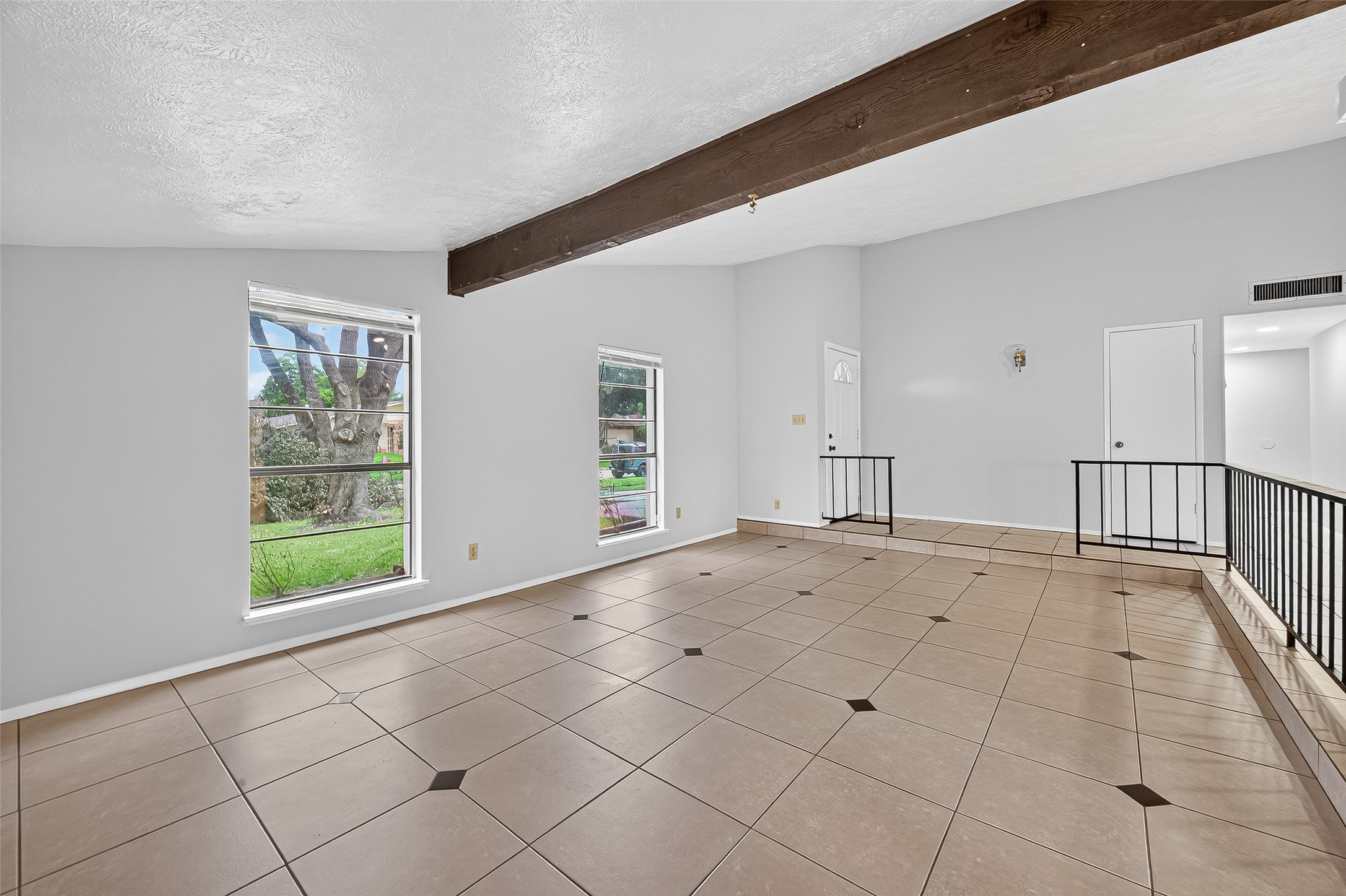 15815 Ironside Creek Property Photo 13
