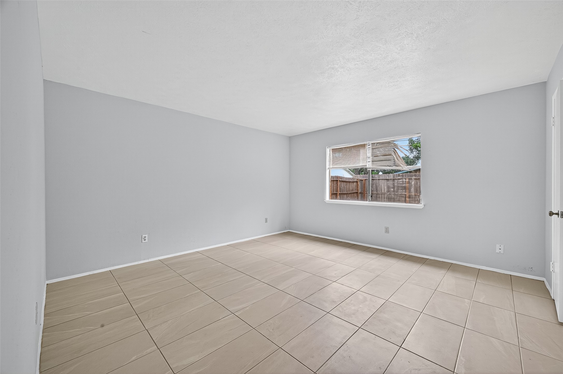 15815 Ironside Creek Property Photo 34