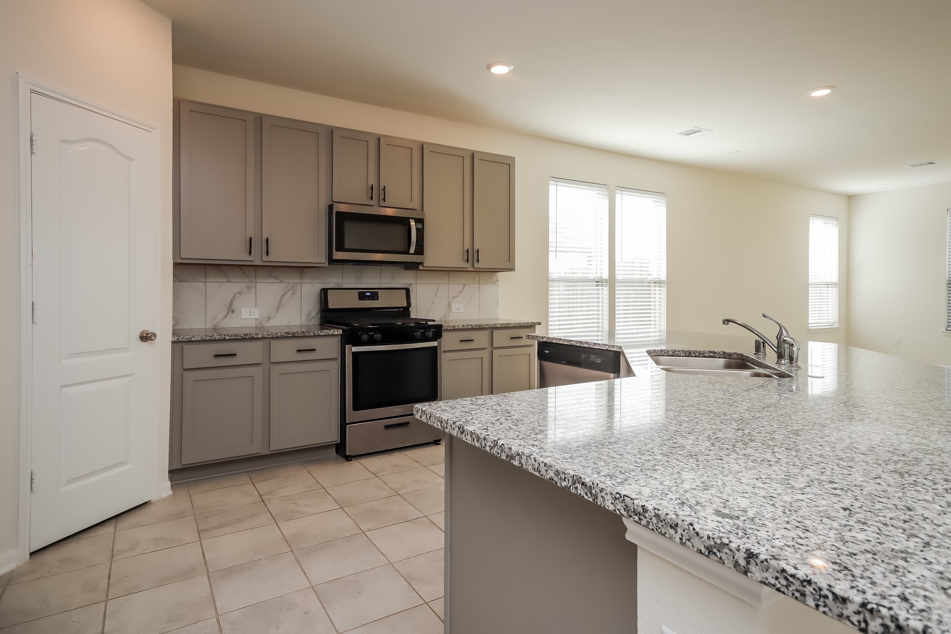 22211 Davenport Downs Lane Property Photo 5