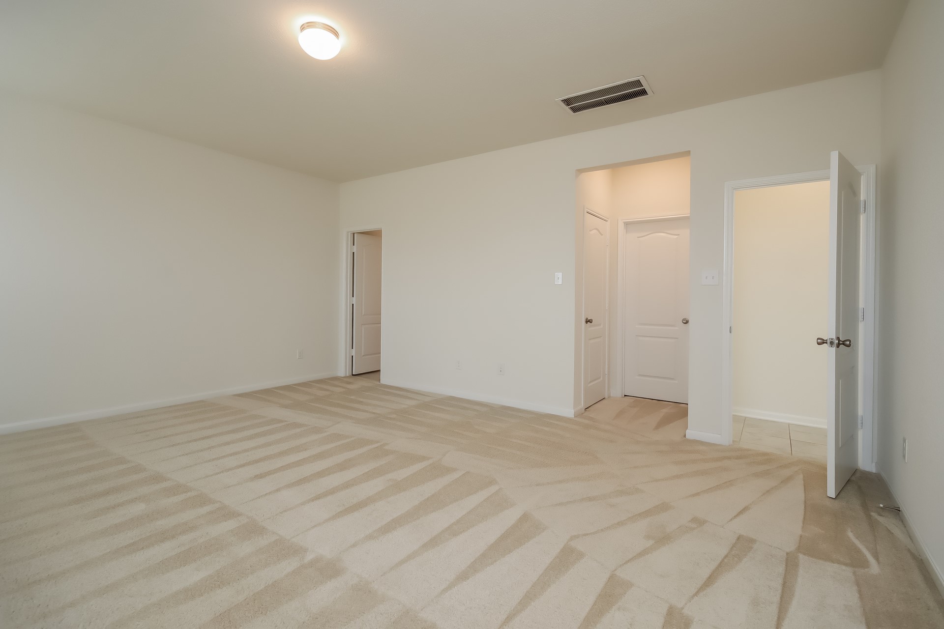 22211 Davenport Downs Lane Property Photo 7